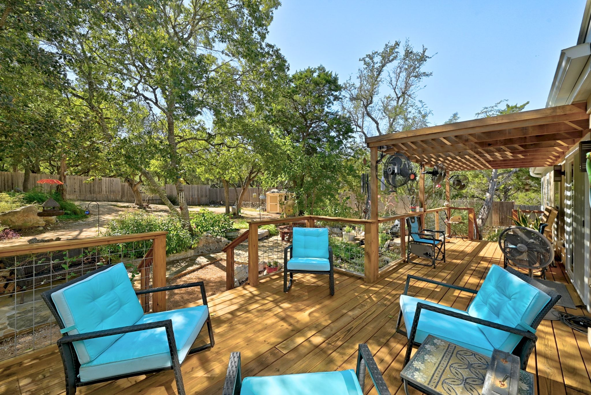main property photo 9