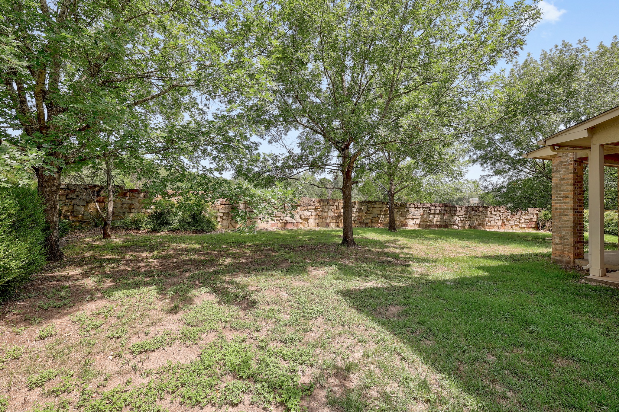 main property photo 39