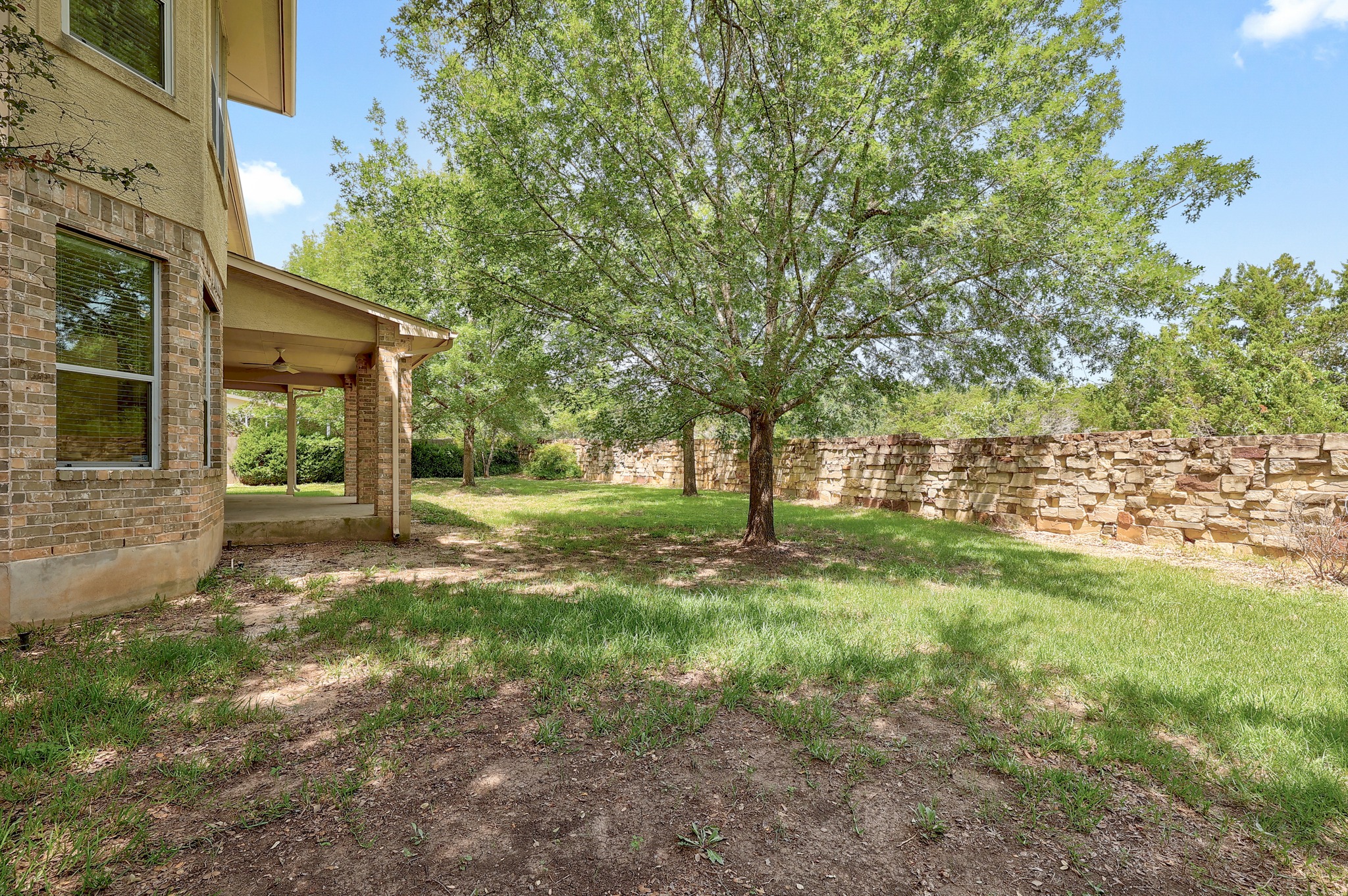 main property photo 41