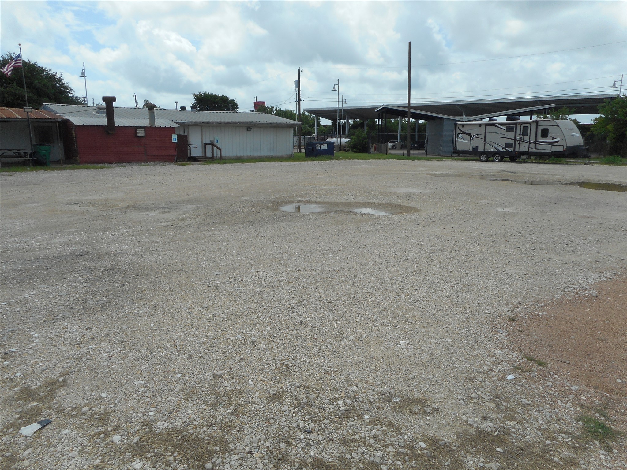 main property photo 8