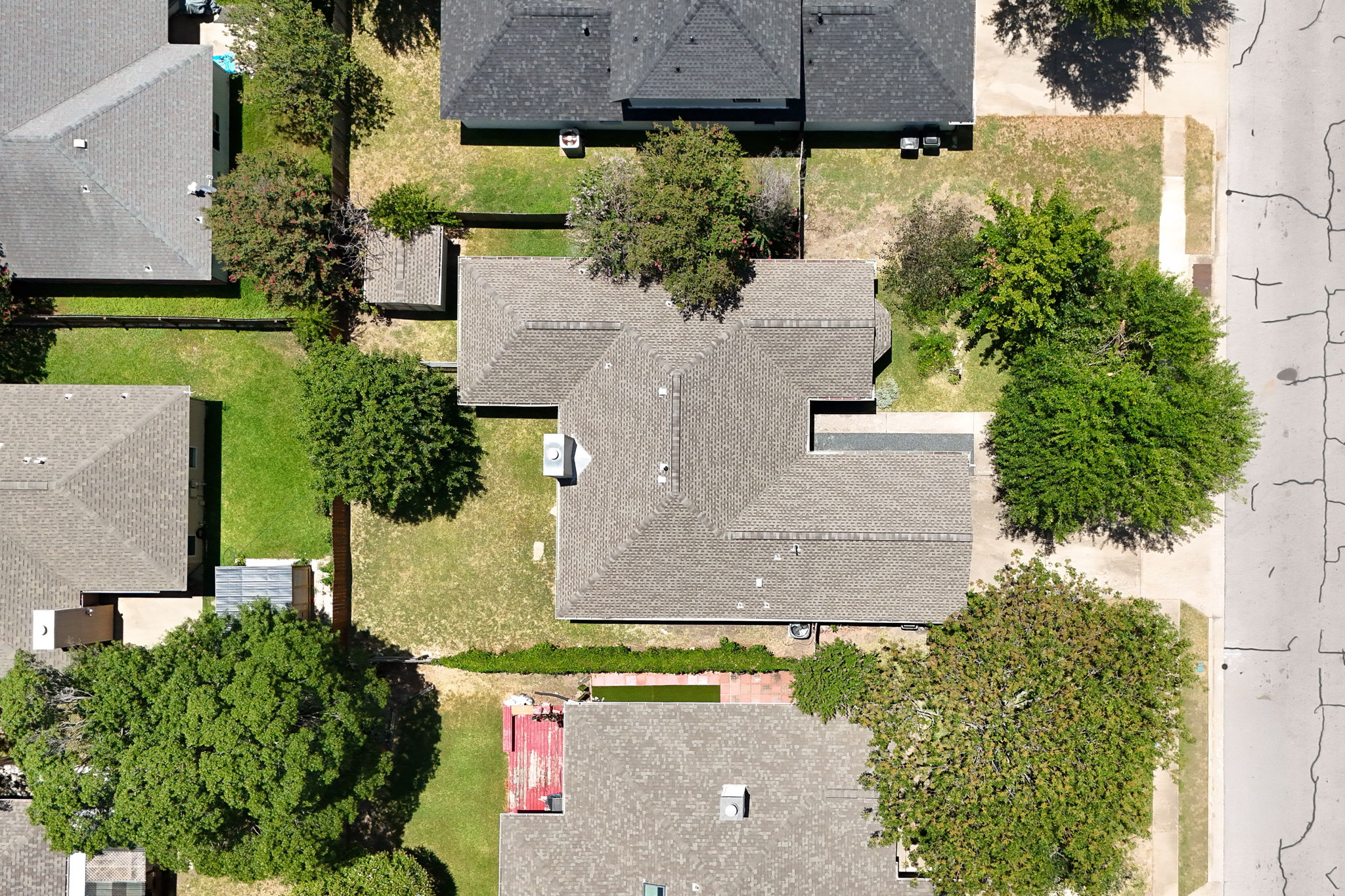 main property photo 36