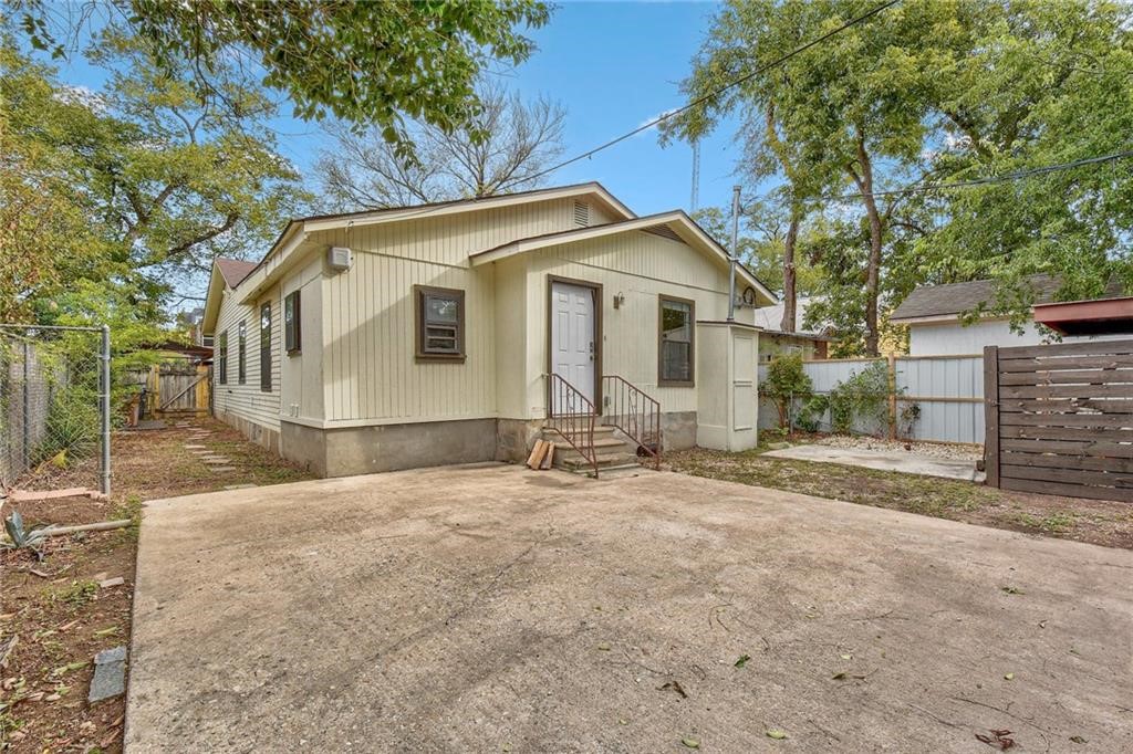 main property photo 21