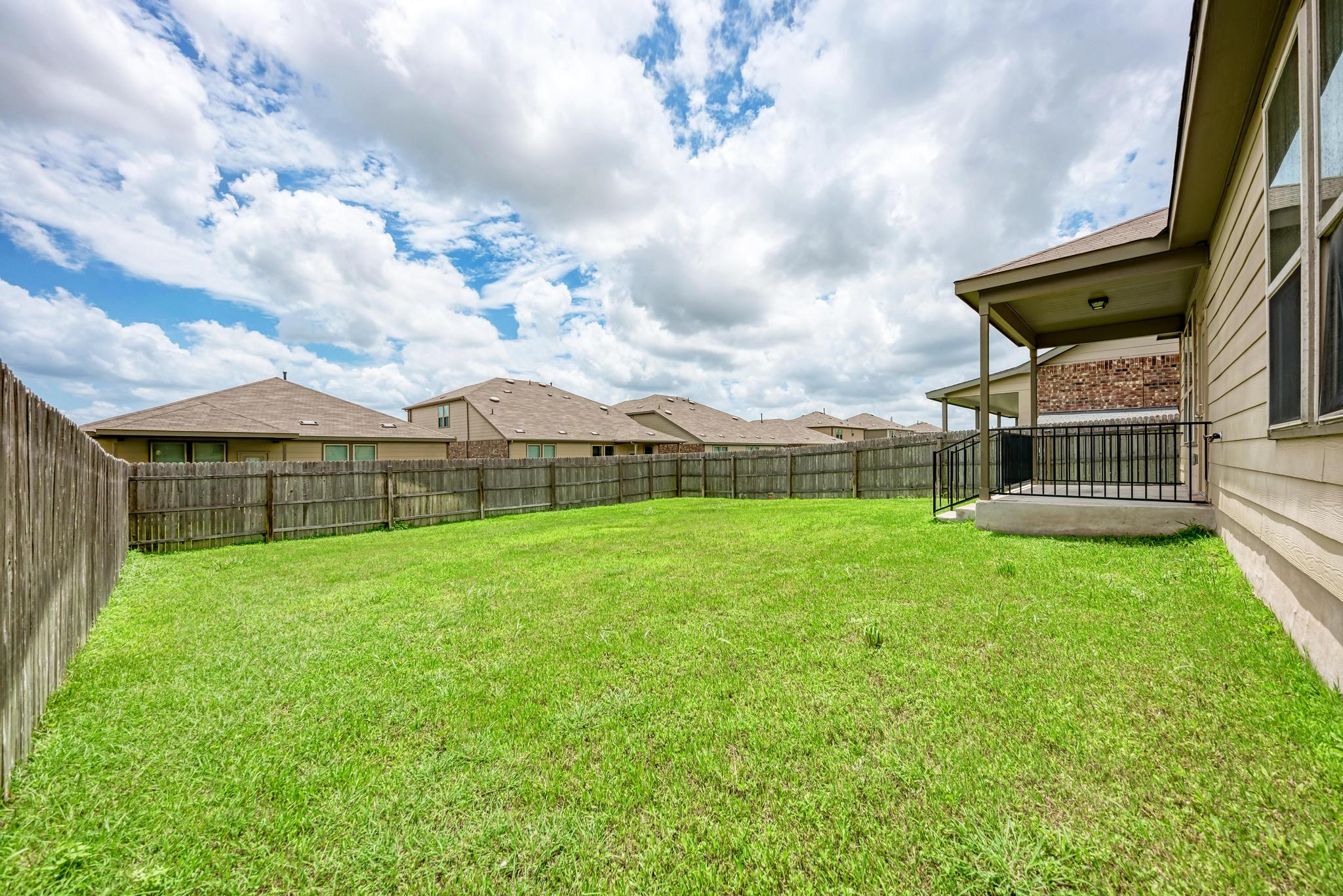 main property photo 29