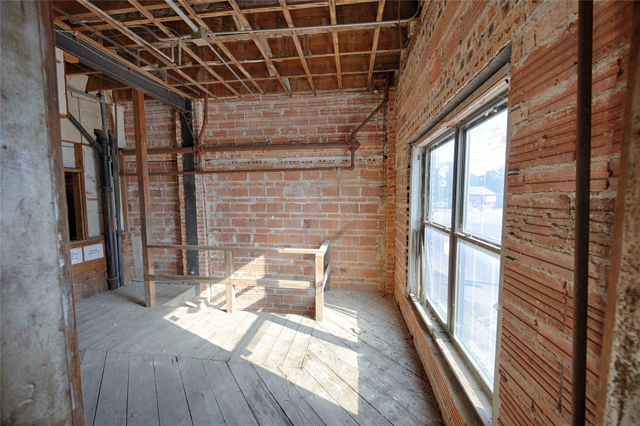 main property photo 18