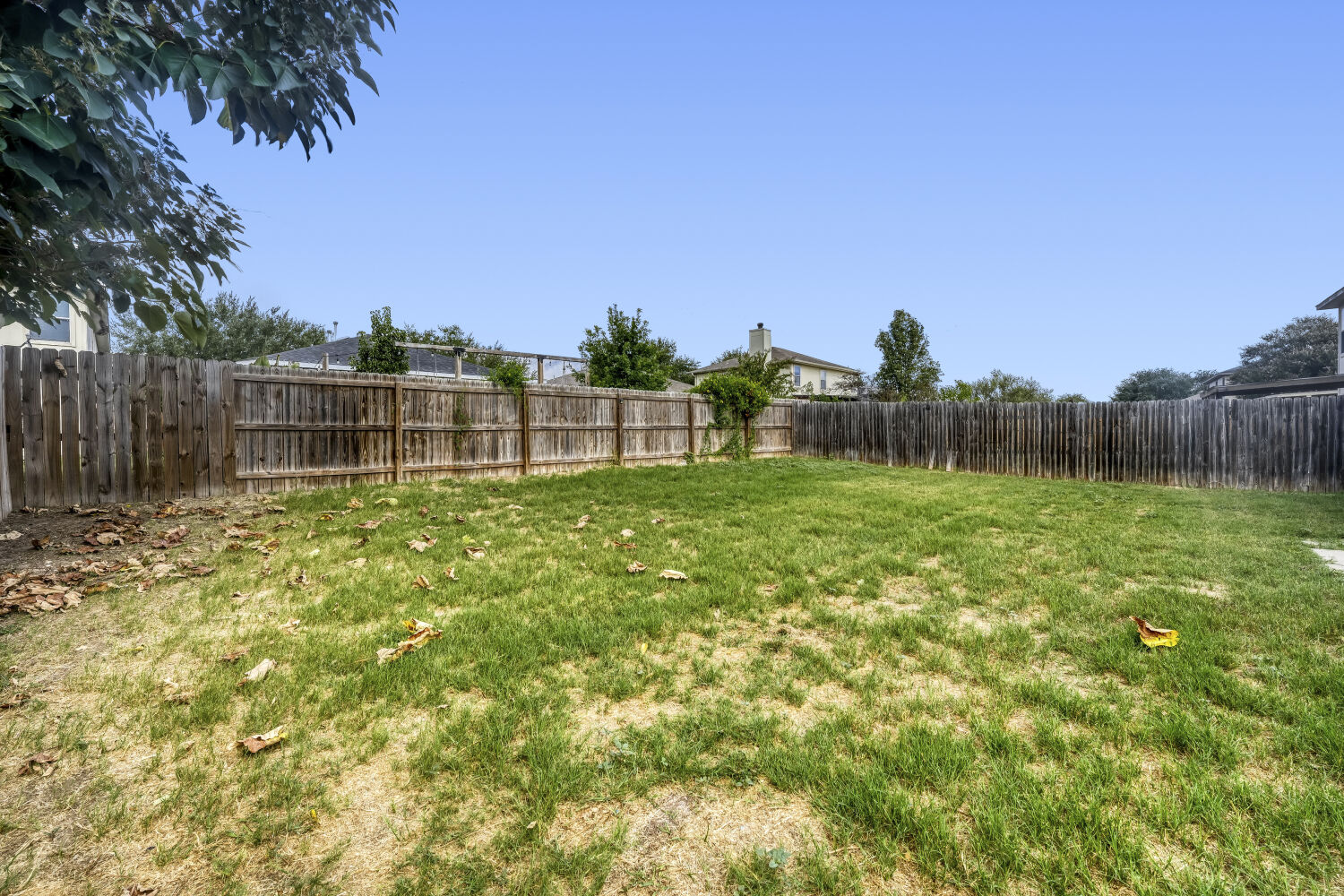main property photo 27