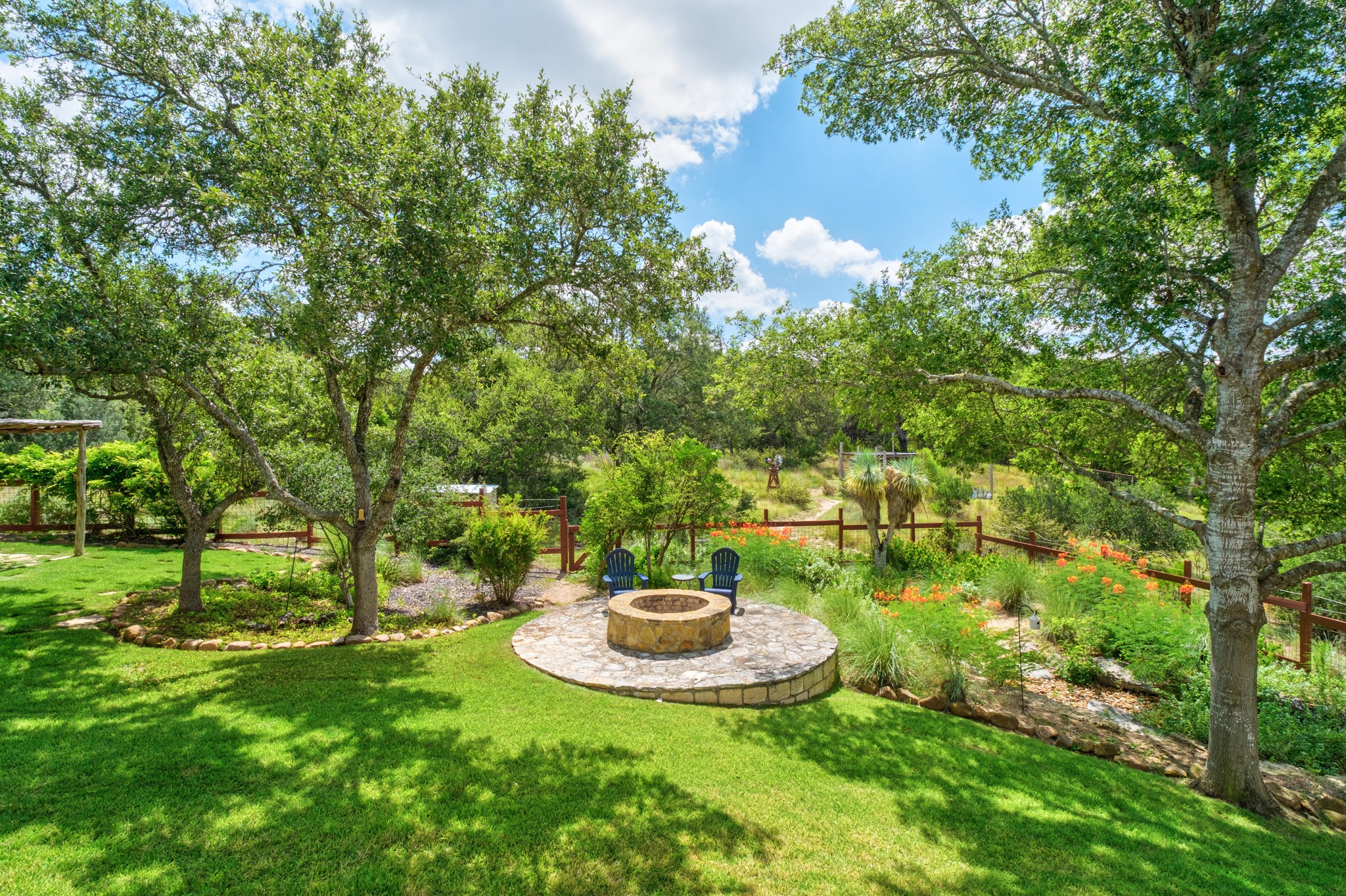 main property photo 32
