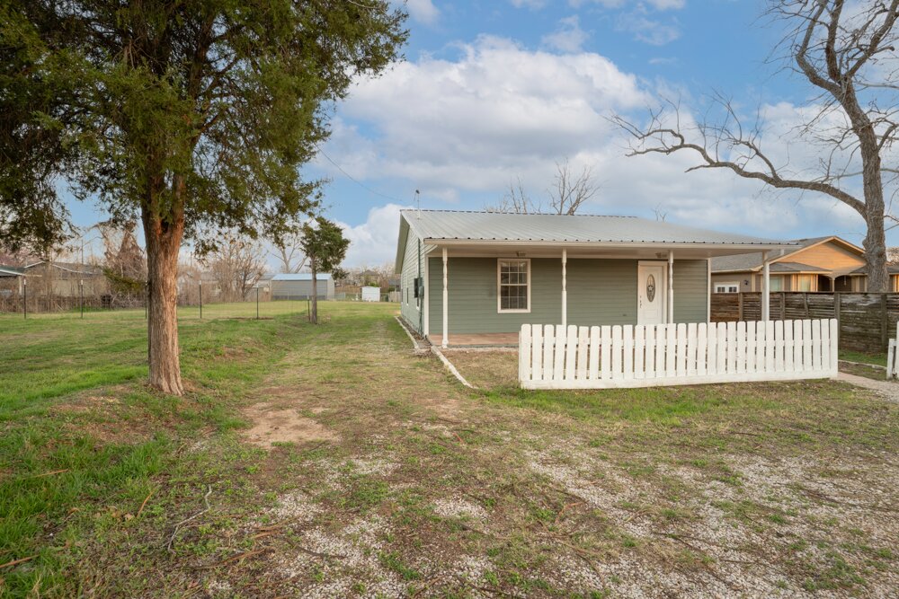 main property photo 2