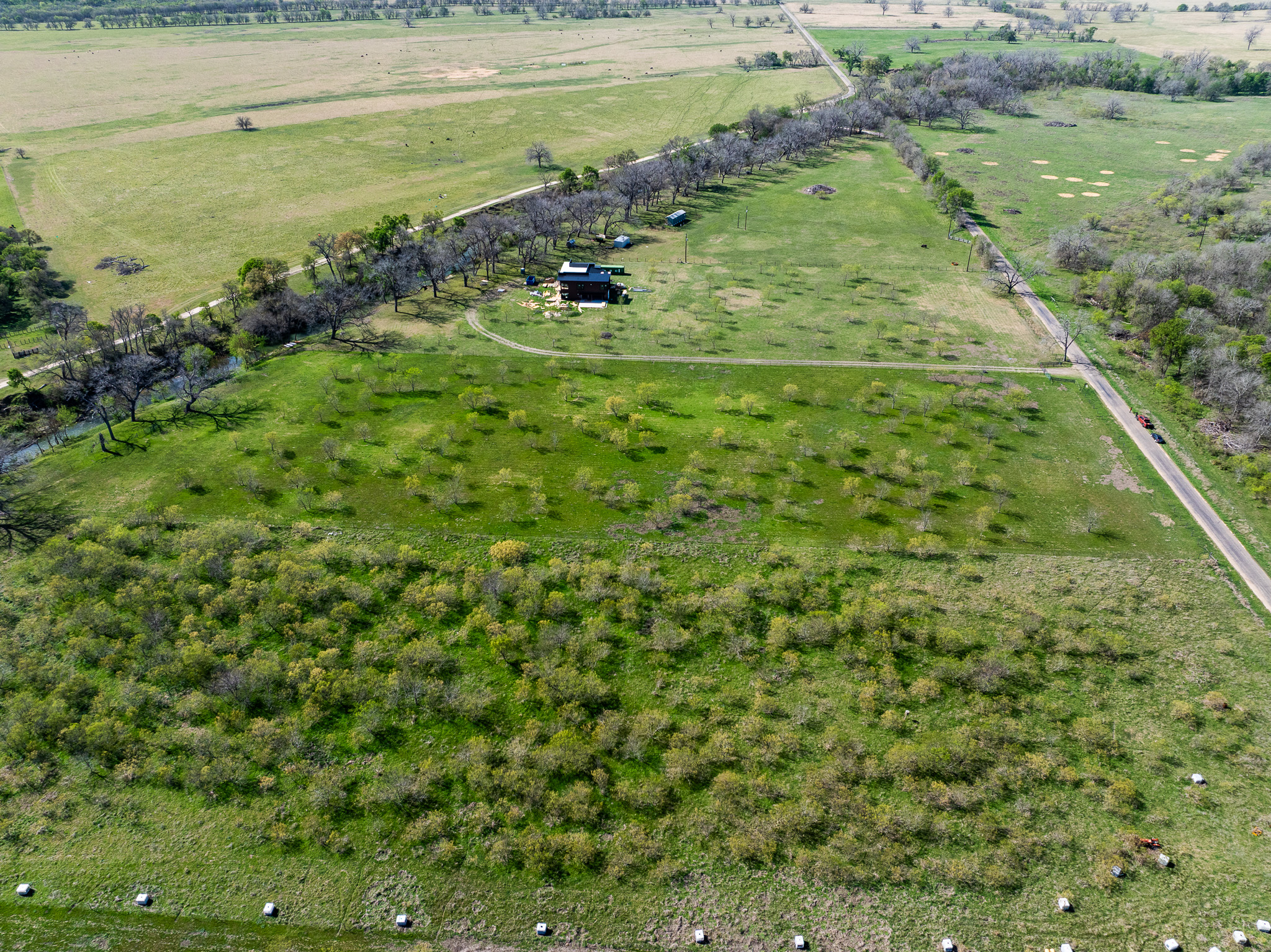 main property photo 11