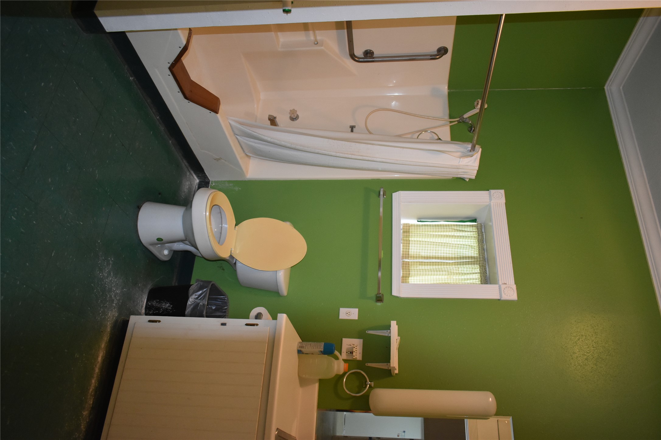 main property photo 10