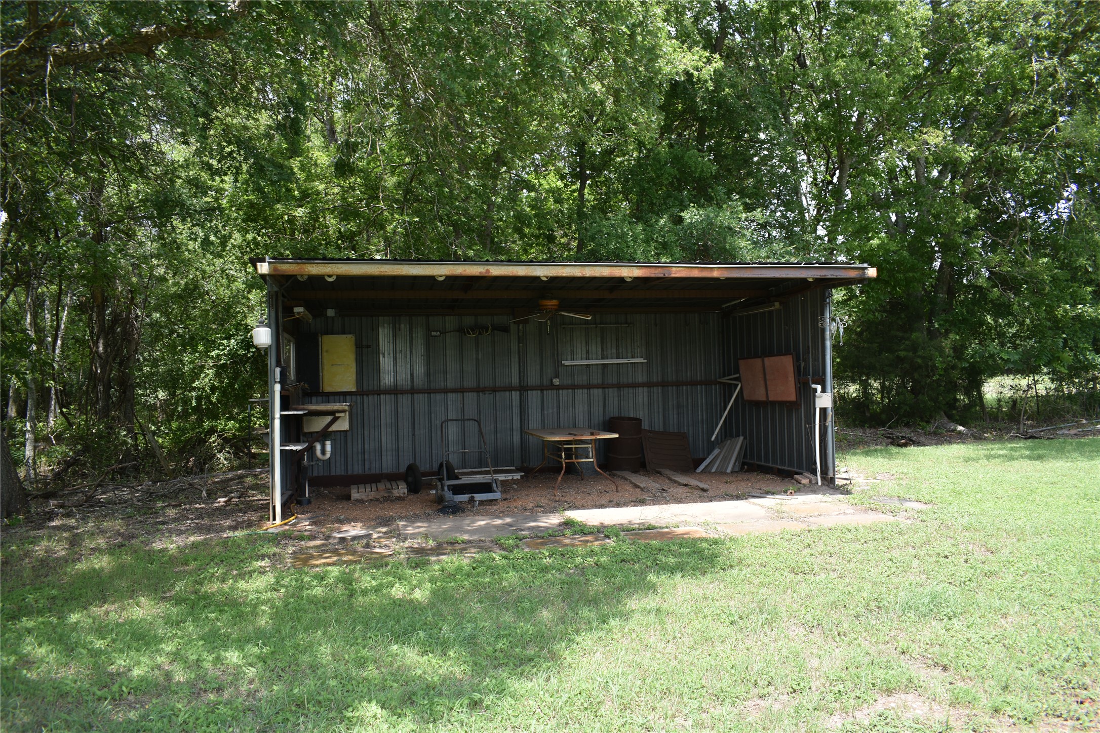 main property photo 13