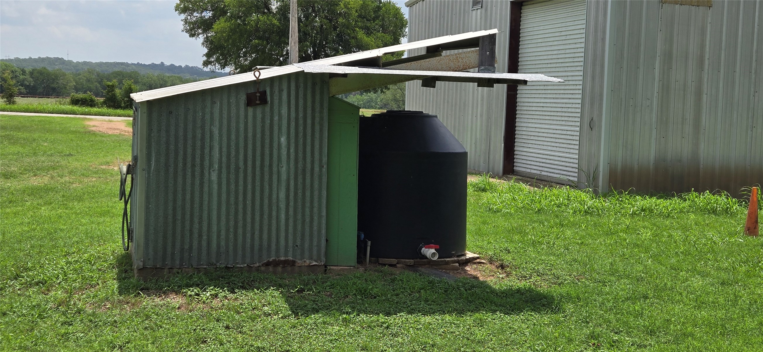 main property photo 27