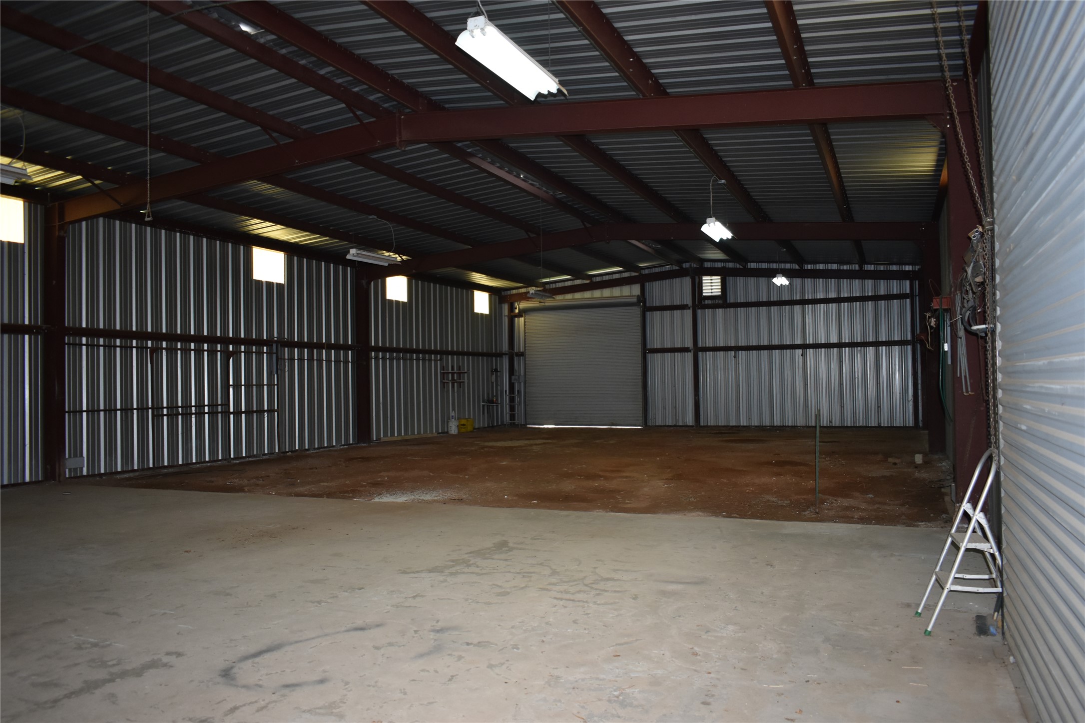 main property photo 4