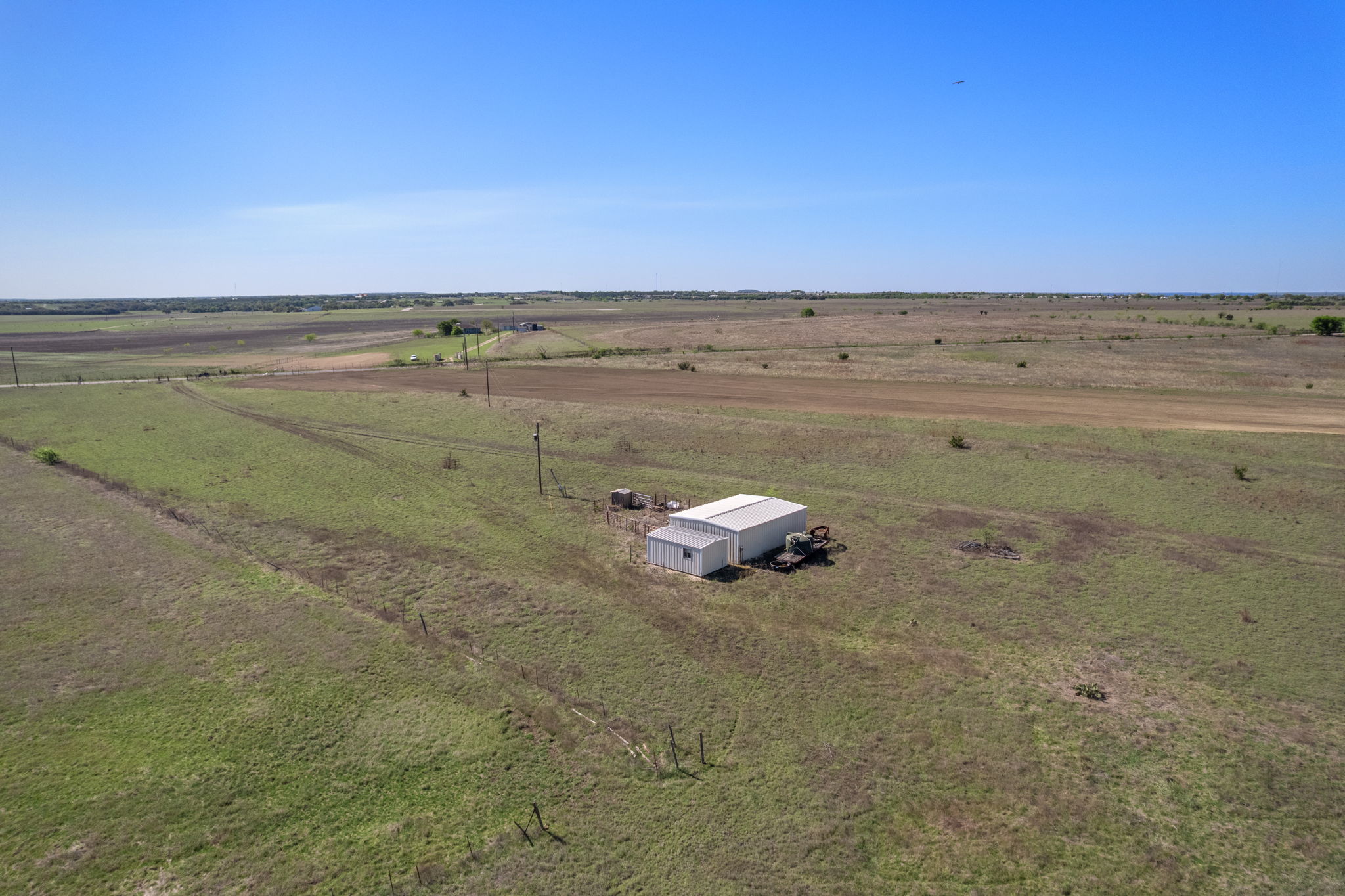 main property photo 16