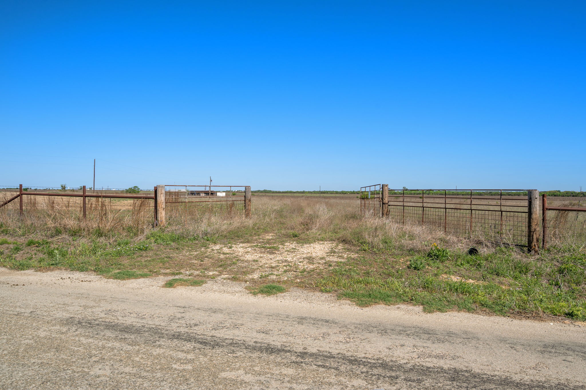 main property photo 25