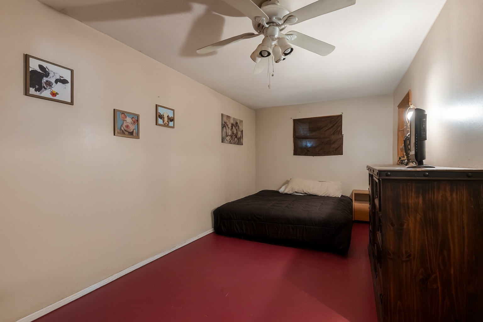 main property photo 22