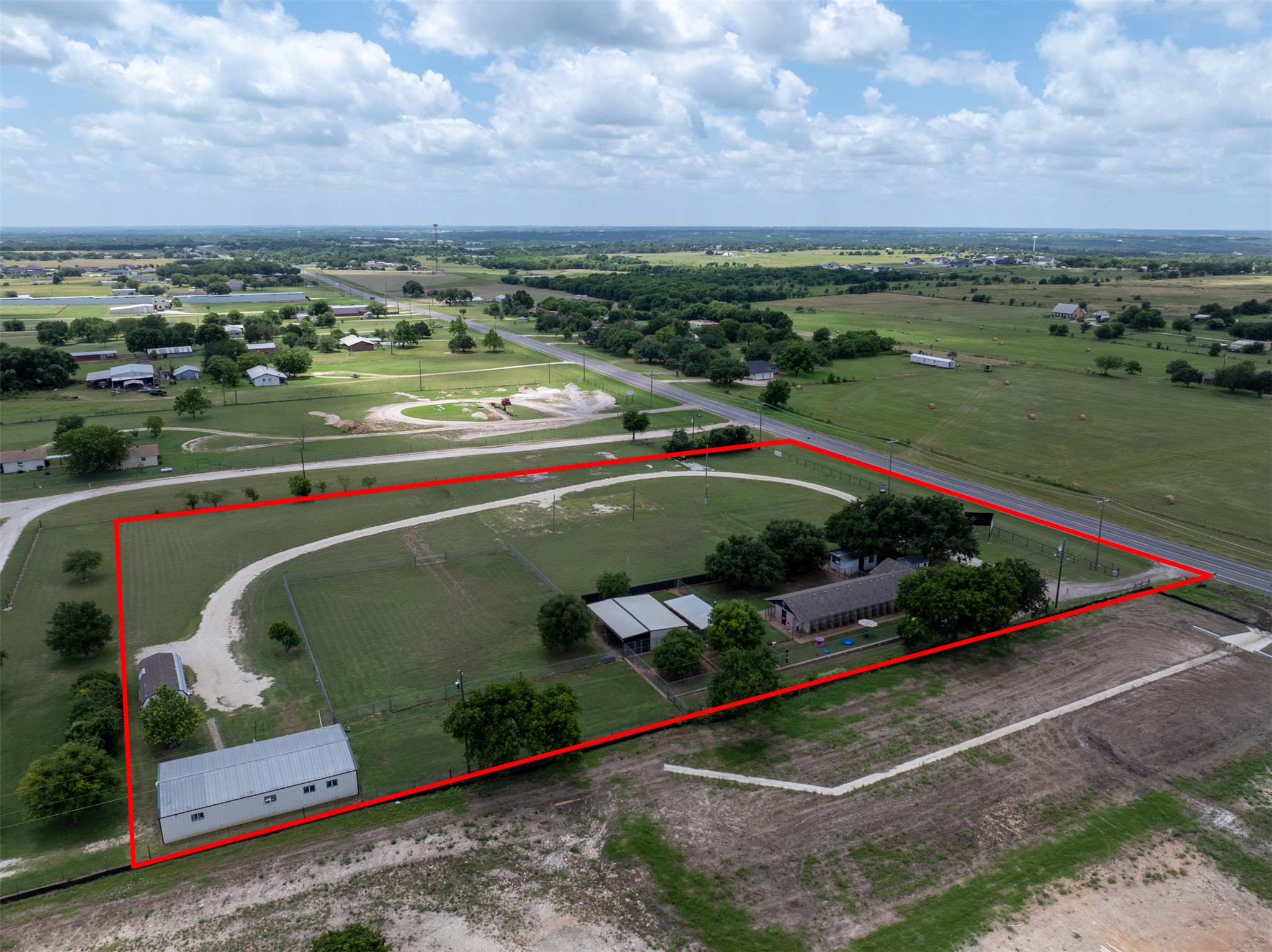 main property photo 34