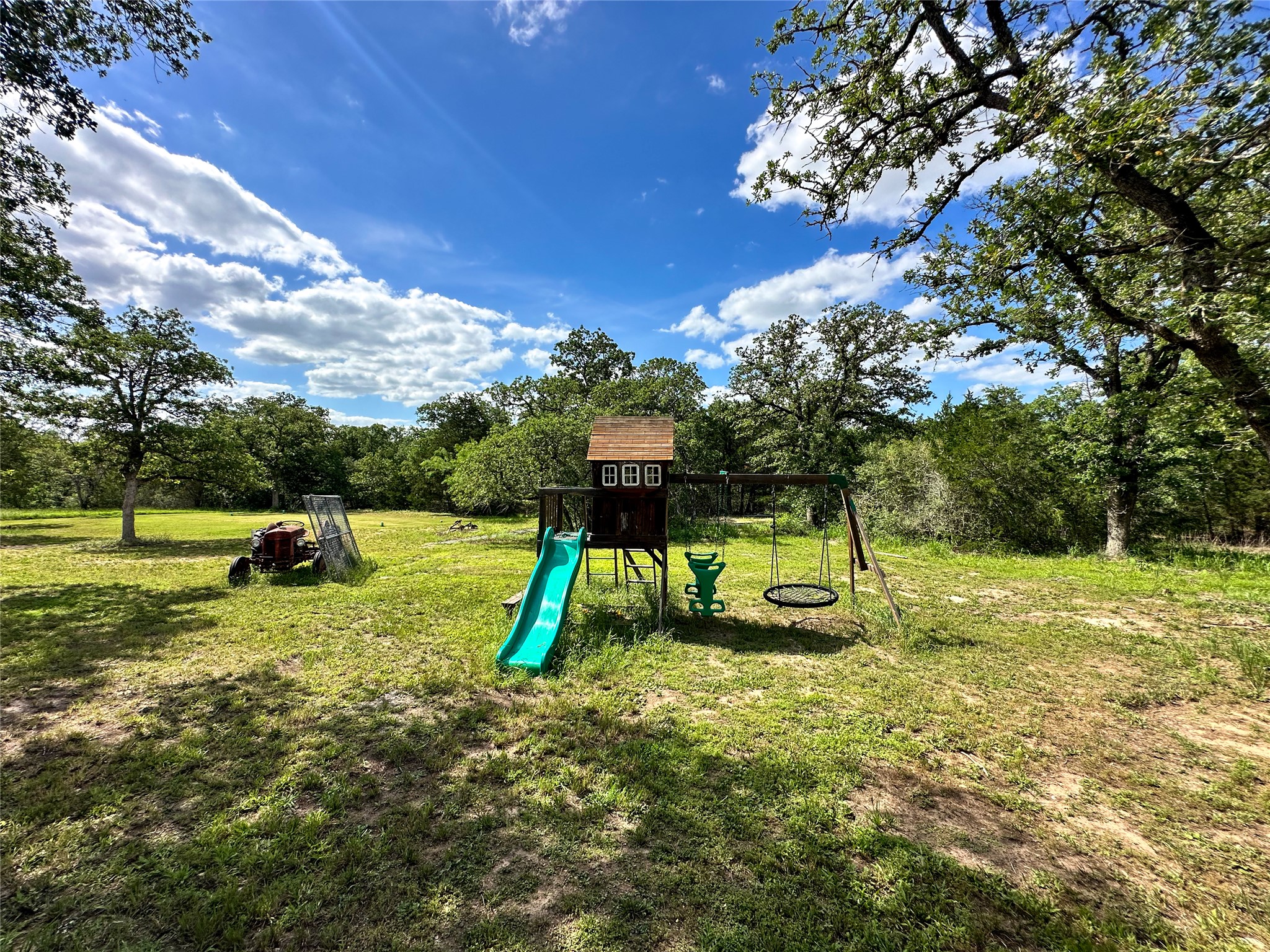 main property photo 38
