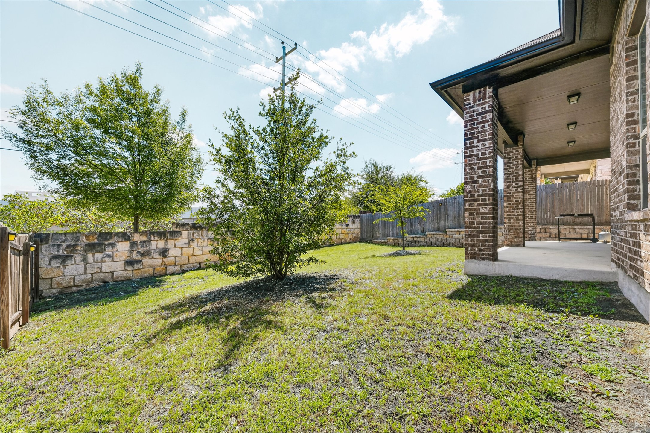 main property photo 35