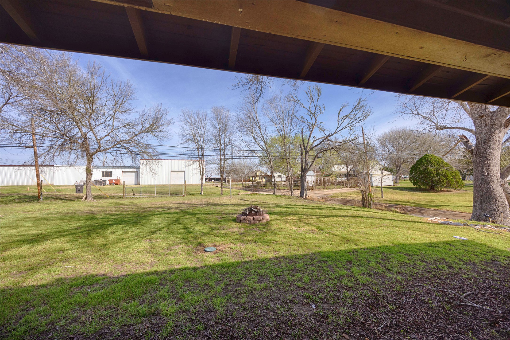 main property photo 21