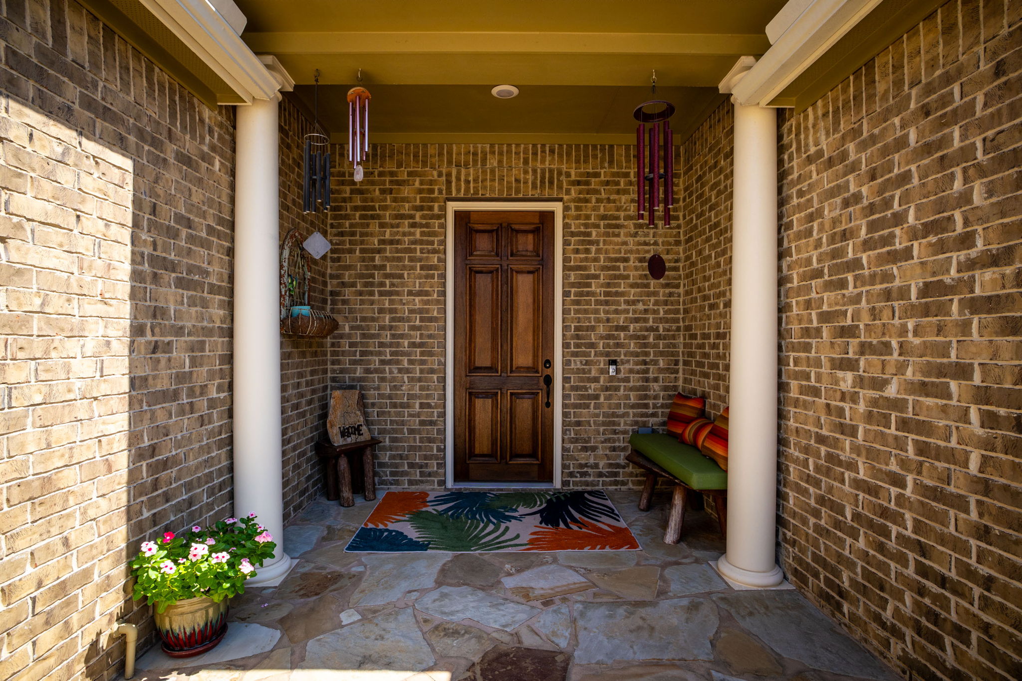 main property photo 3