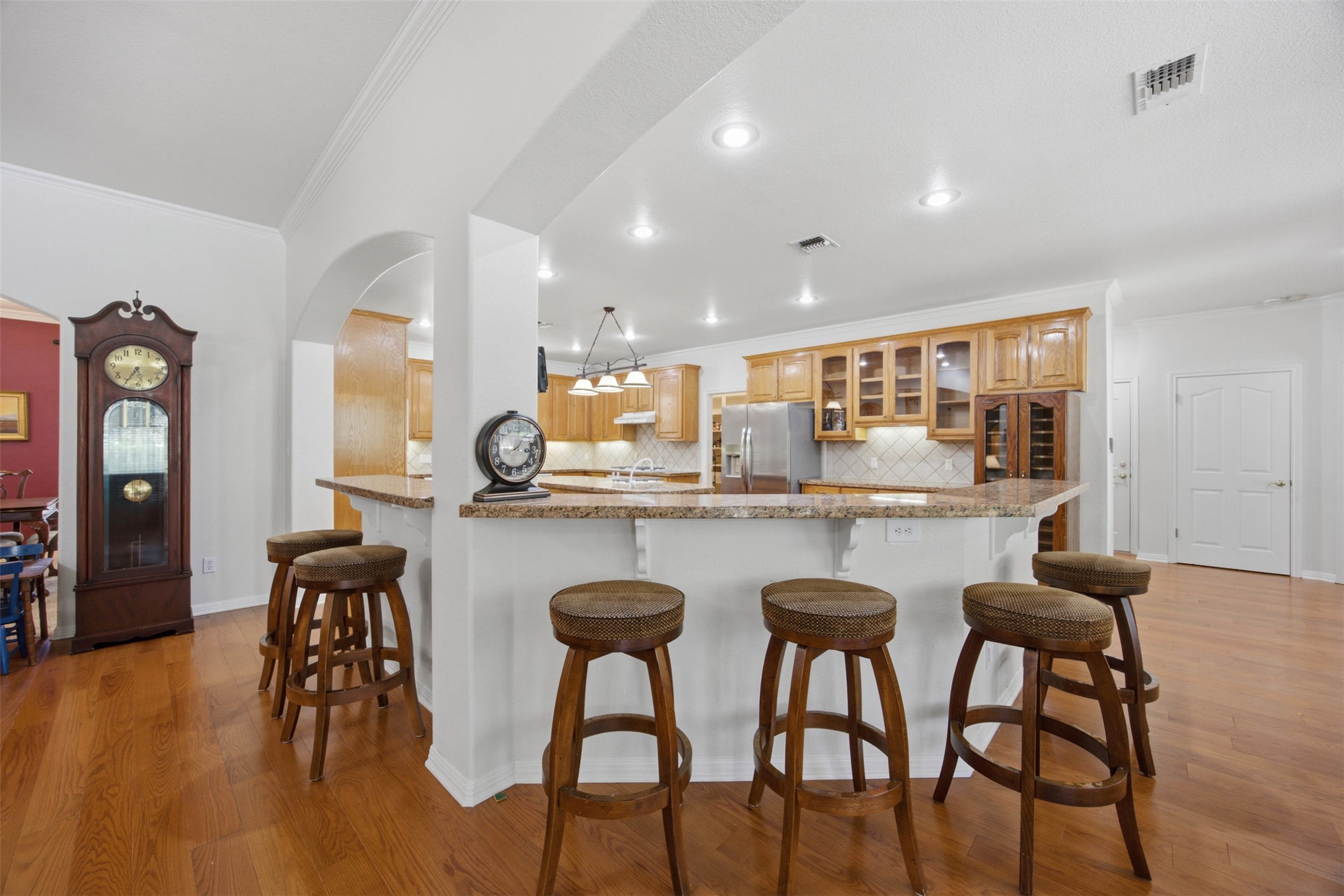 main property photo 3