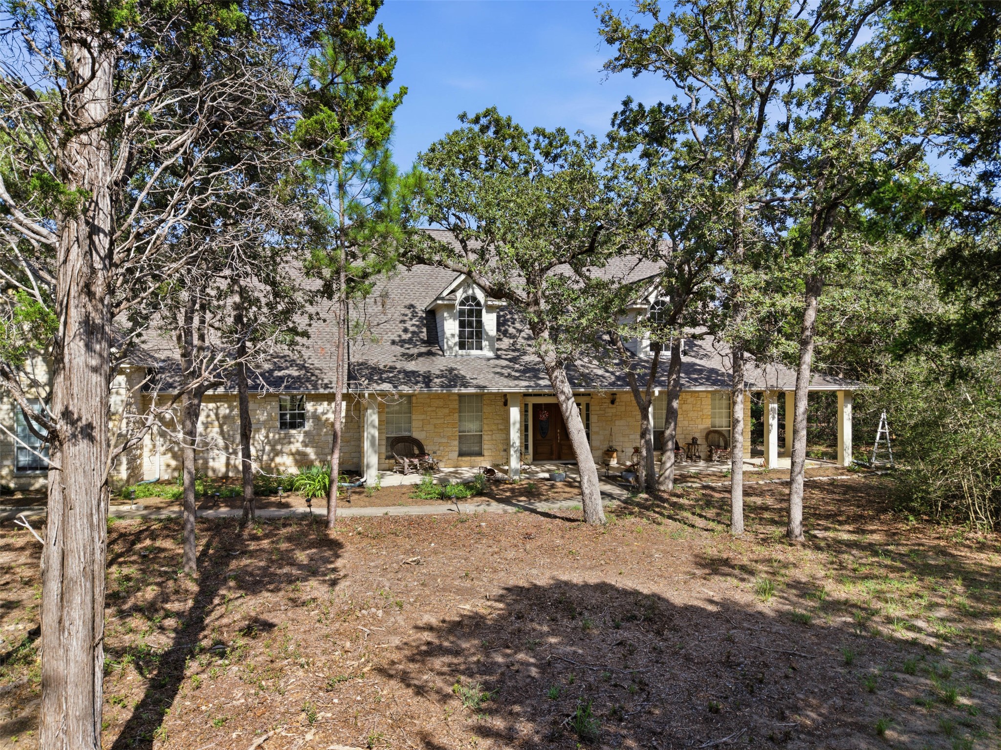 main property photo 35