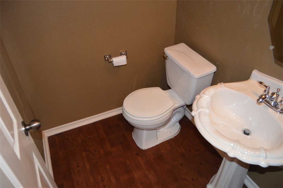 main property photo 19