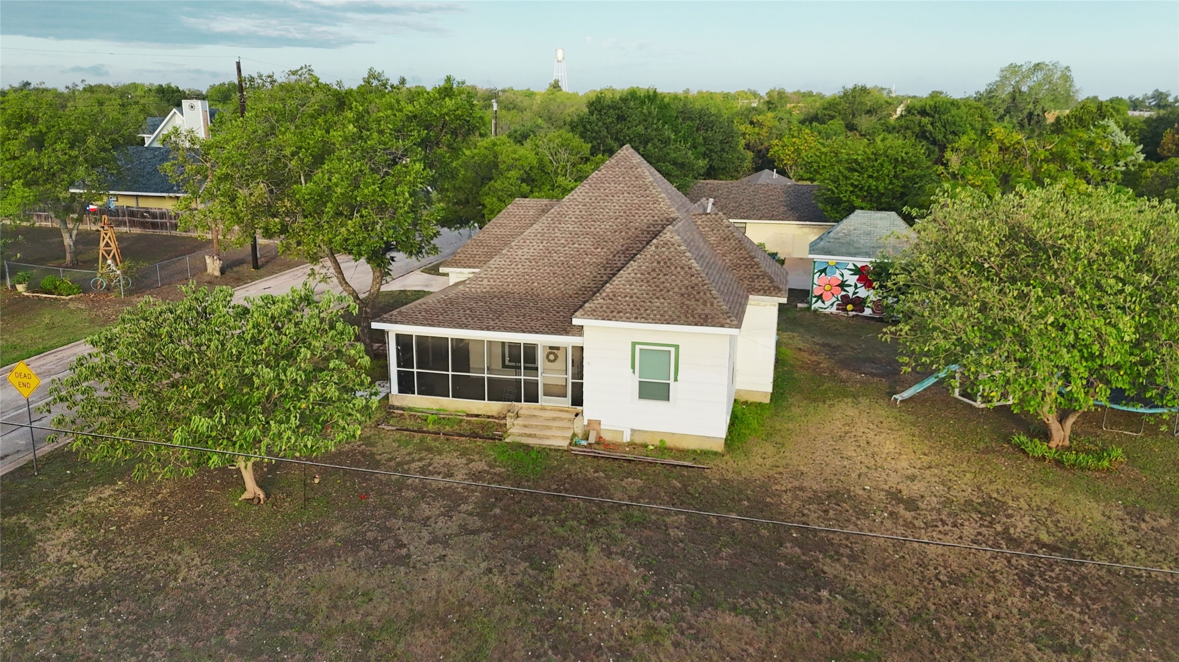 main property photo 3