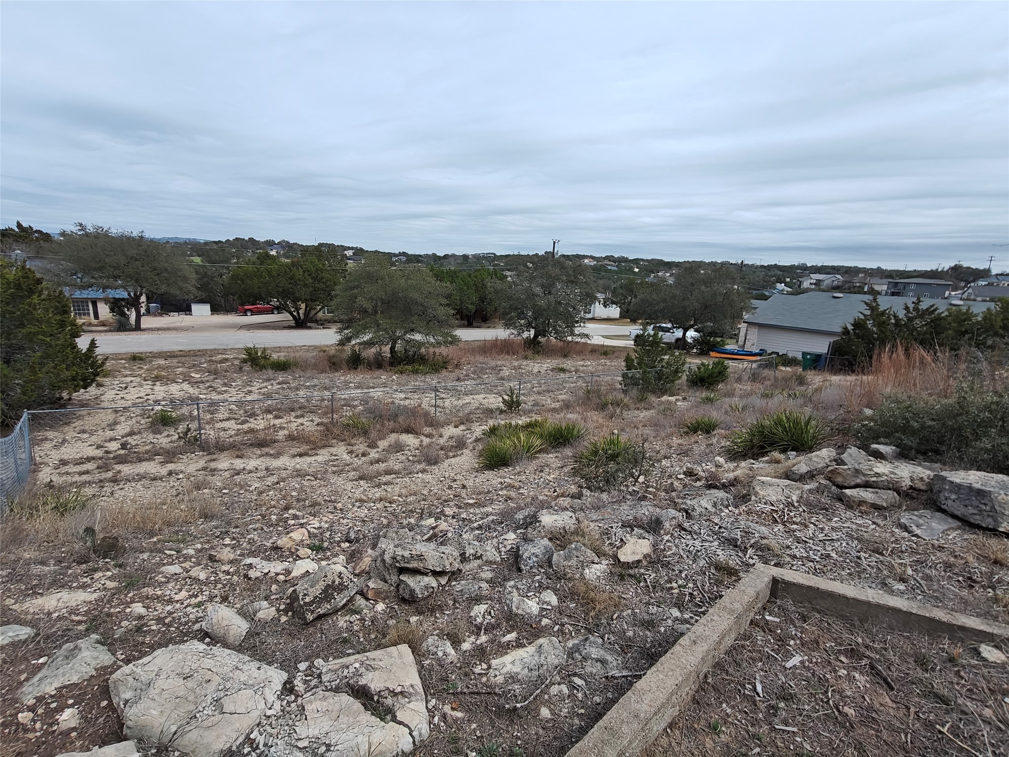 main property photo 31