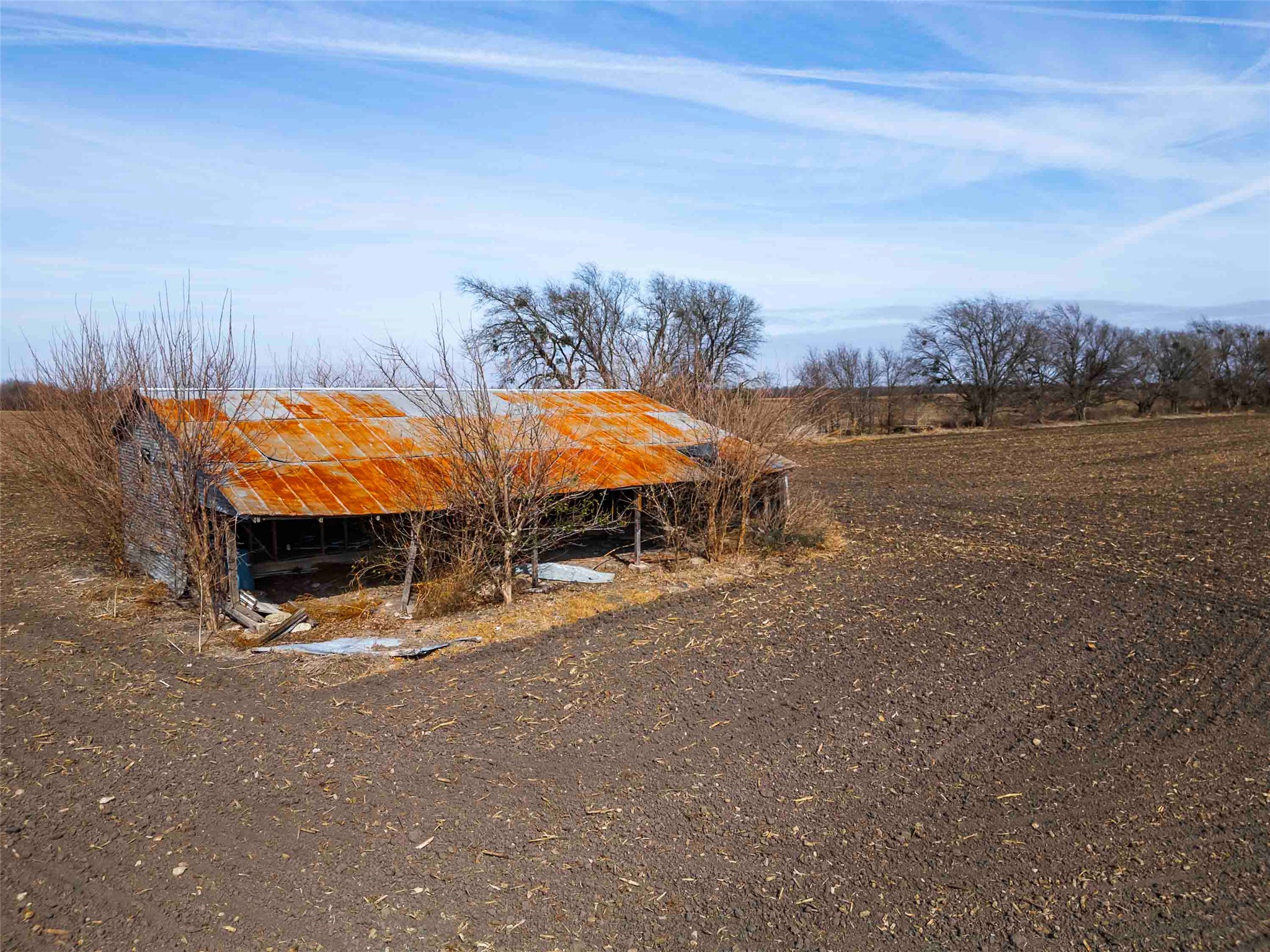 main property photo 6