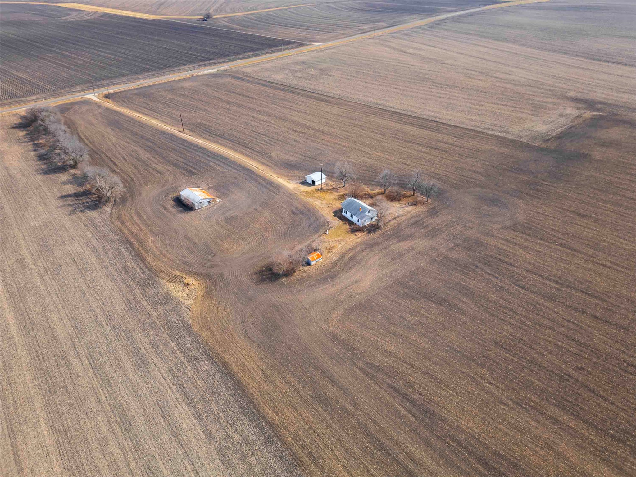 main property photo 8