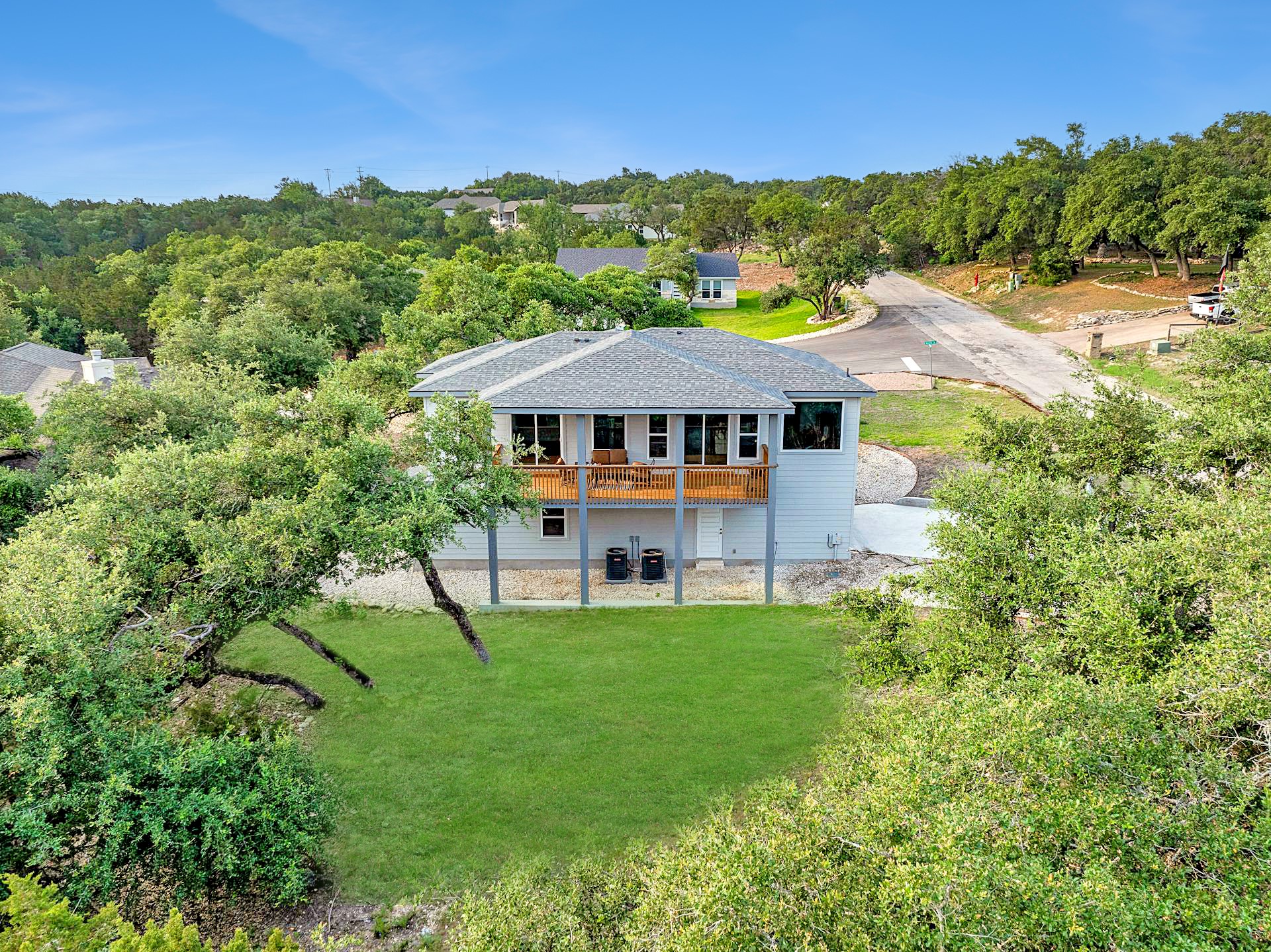 main property photo 22