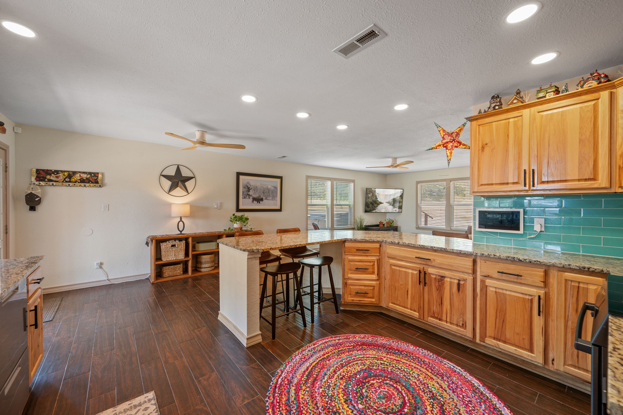 main property photo 12