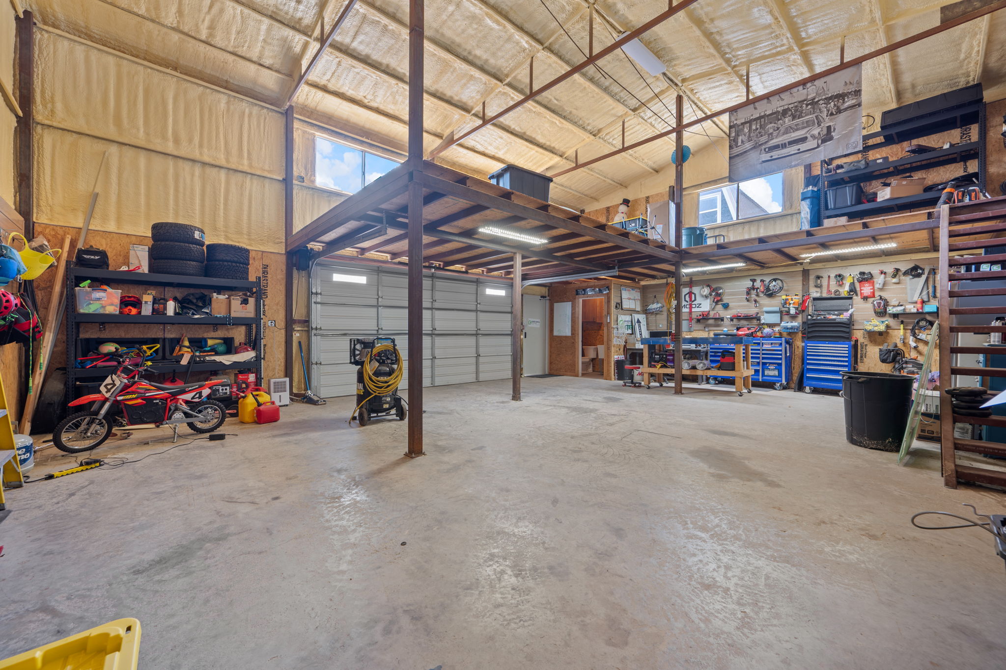 main property photo 32