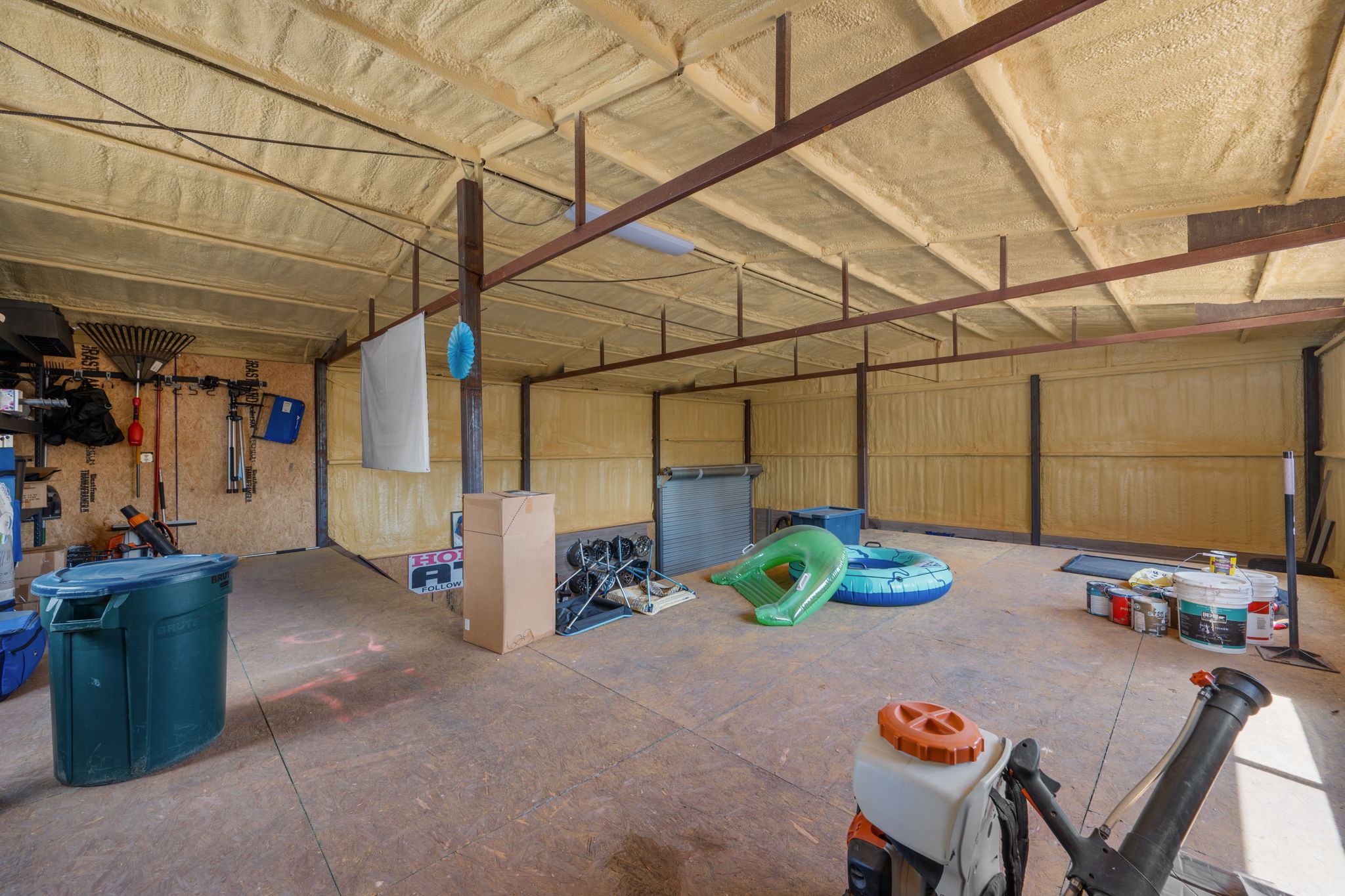 main property photo 34