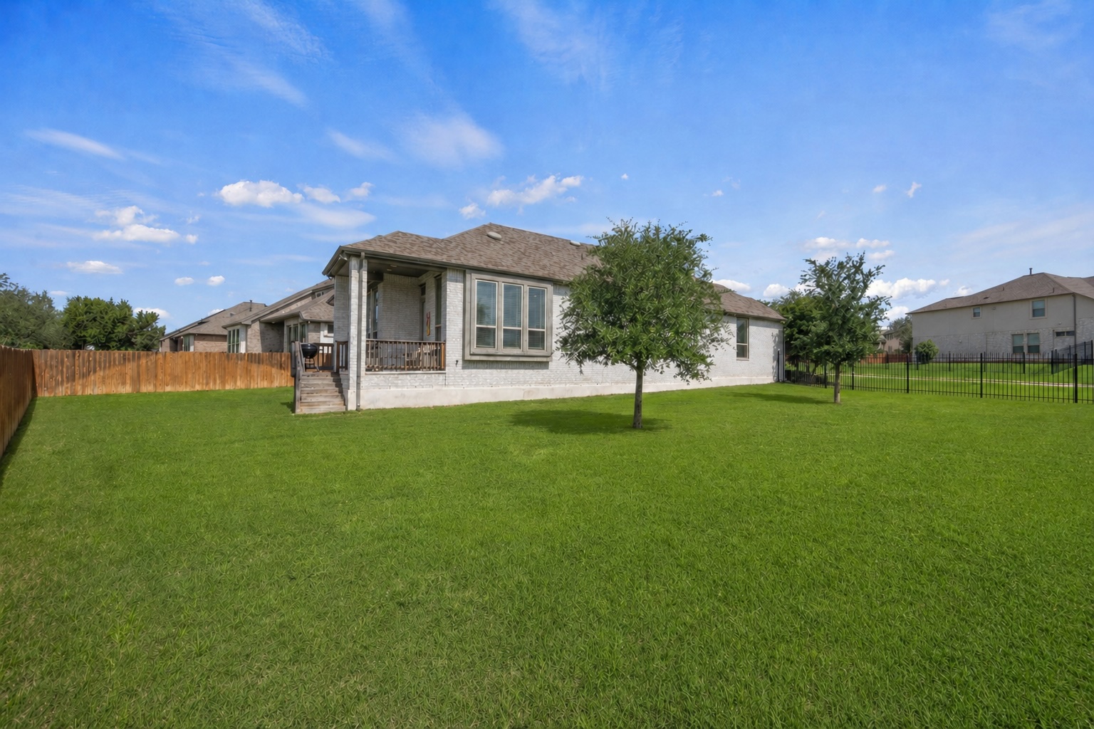 main property photo 29