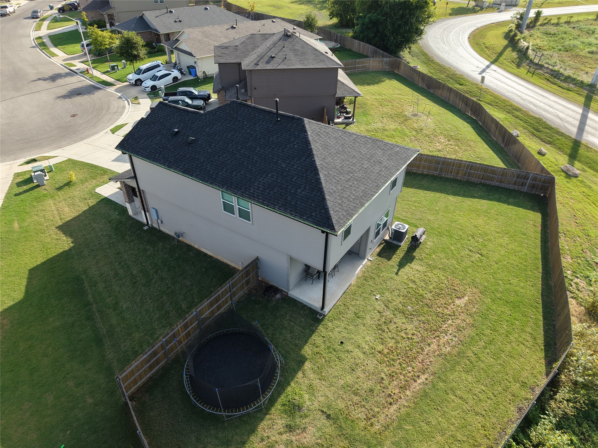 main property photo 39