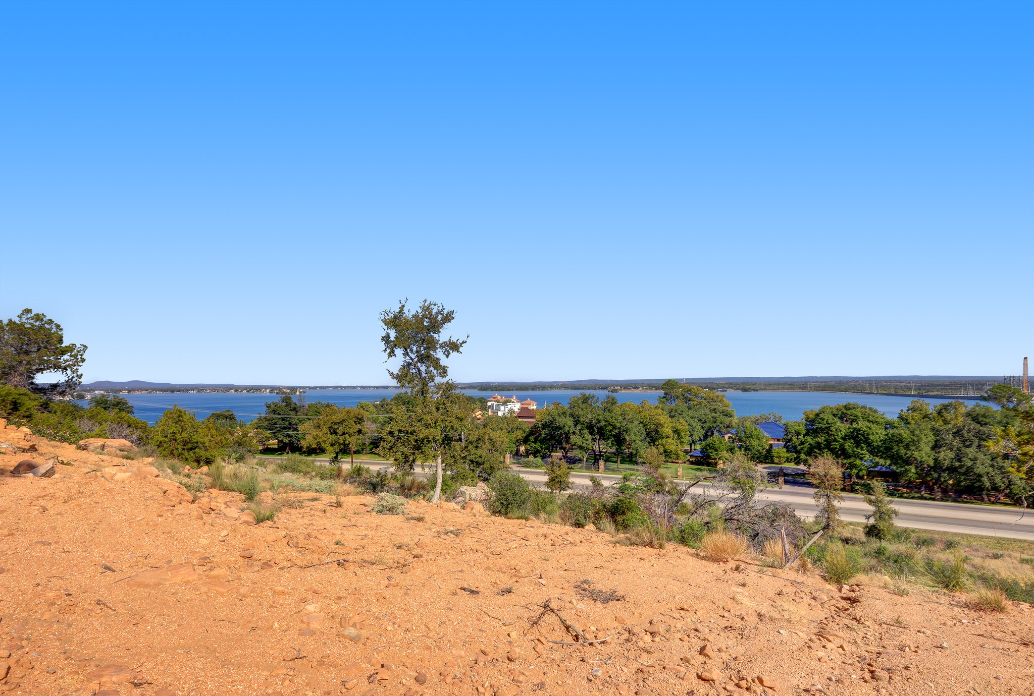 main property photo 9