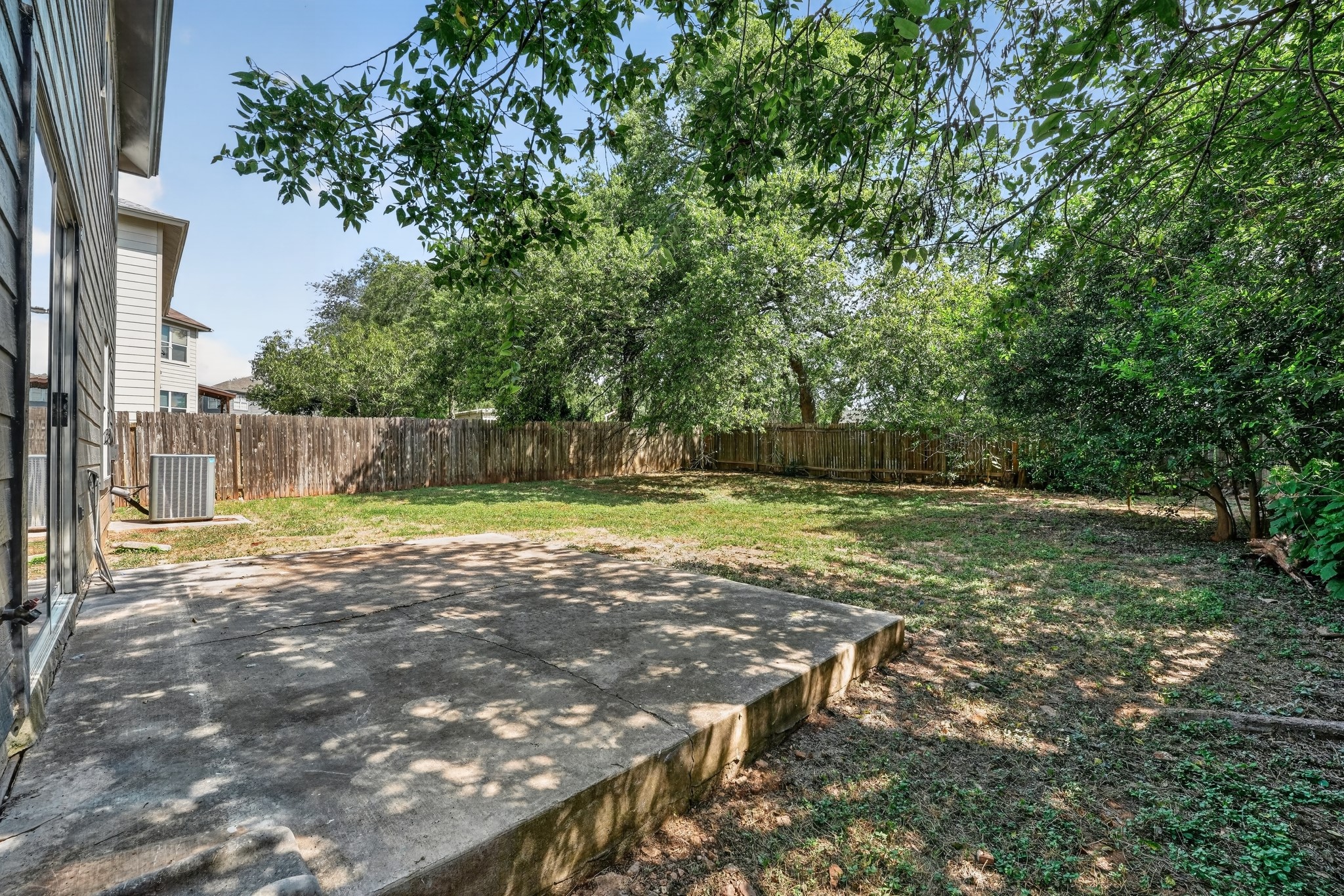 main property photo 29
