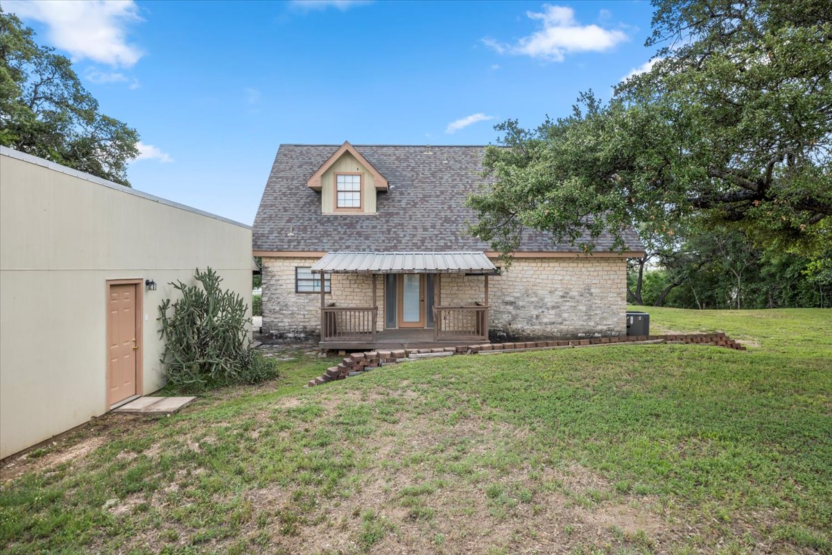 main property photo 10