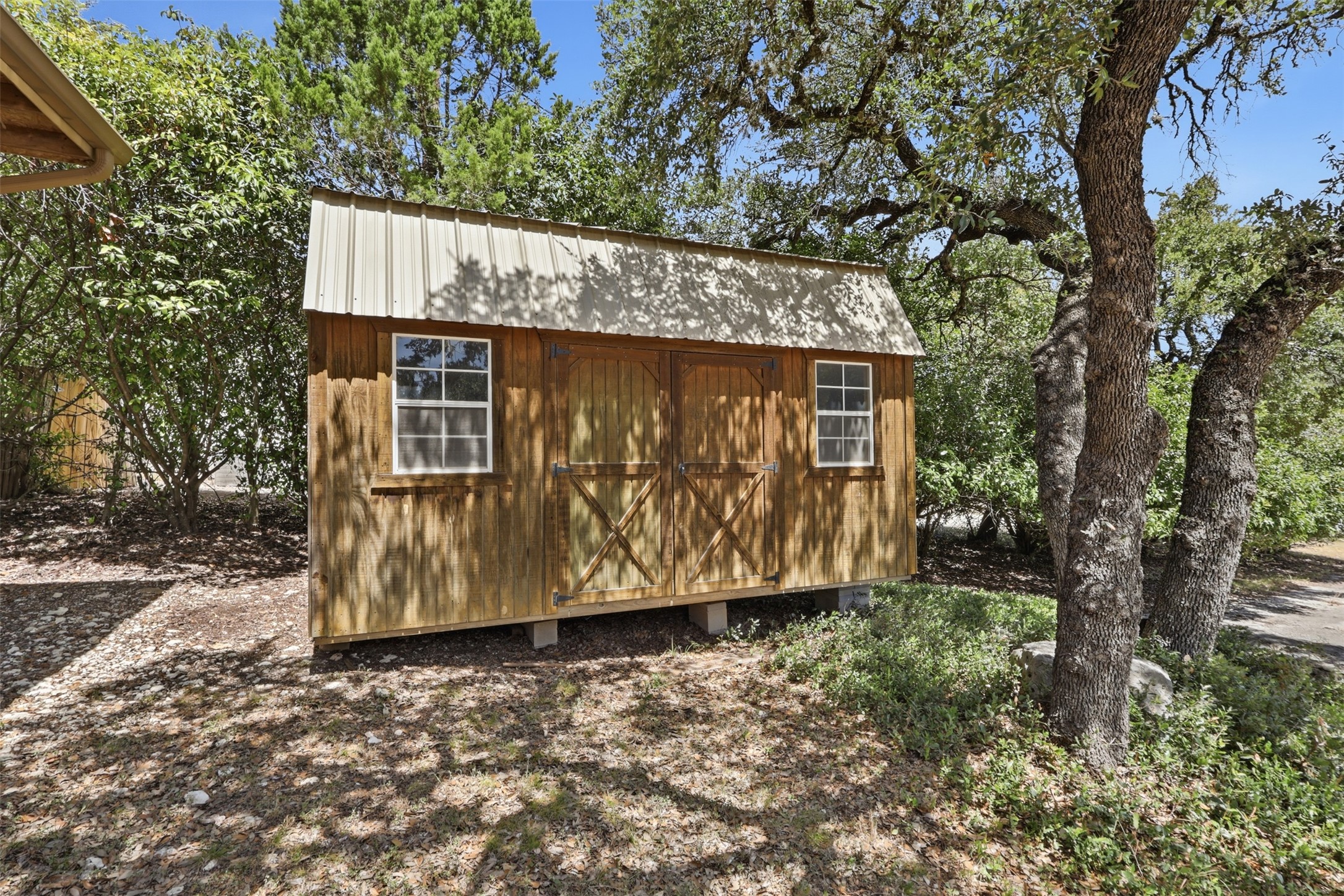 main property photo 52