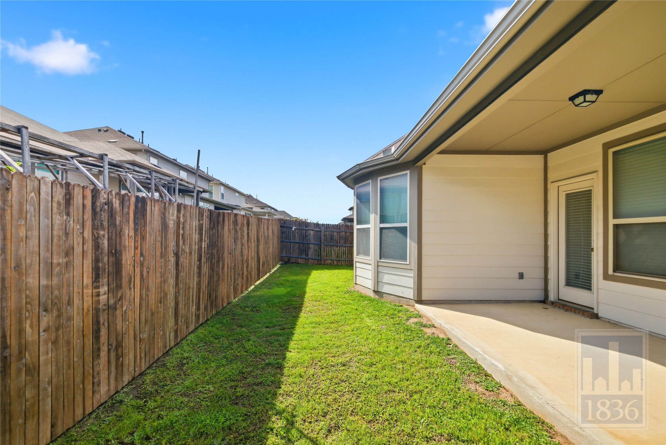 main property photo 21