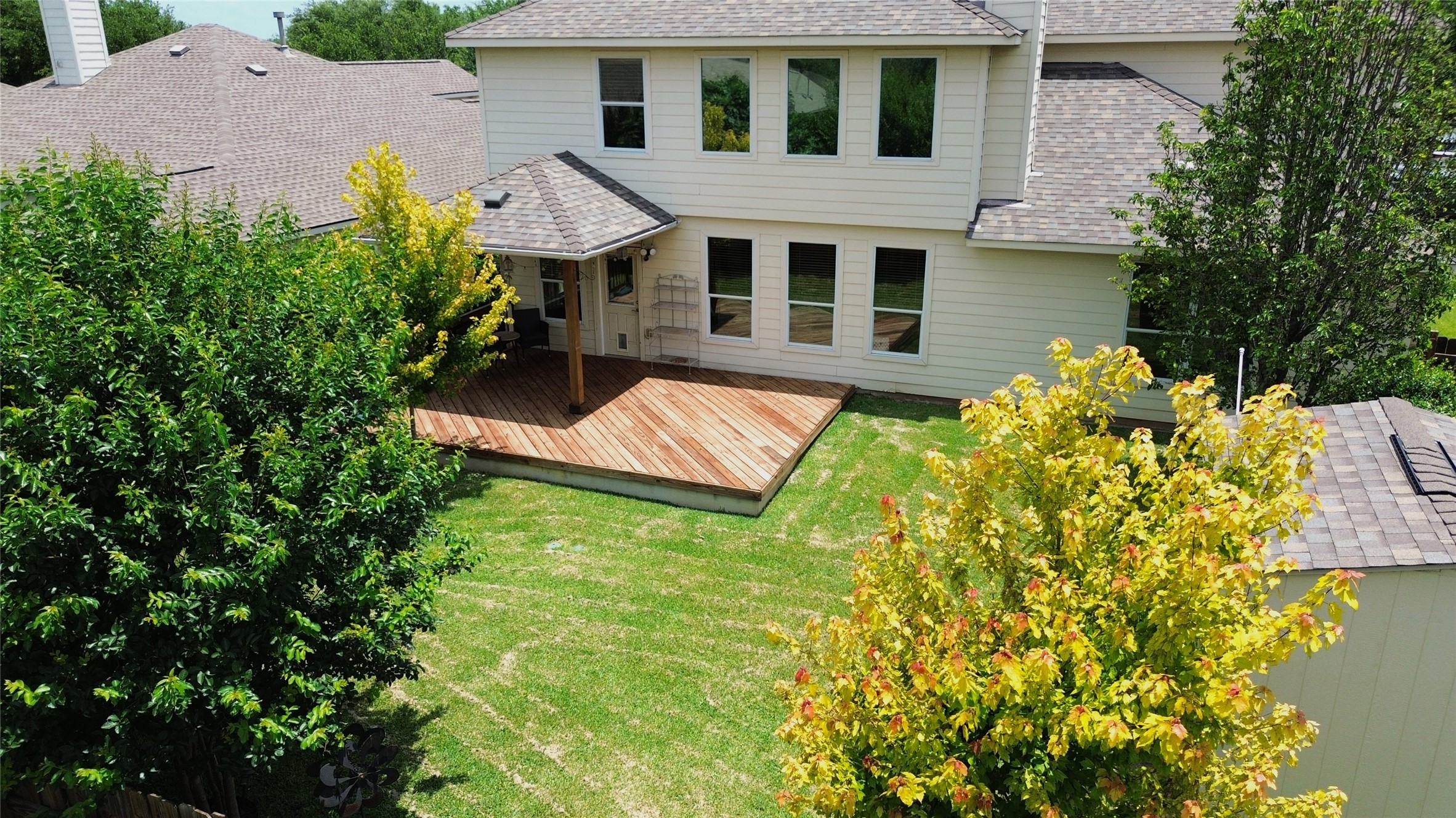 main property photo 27