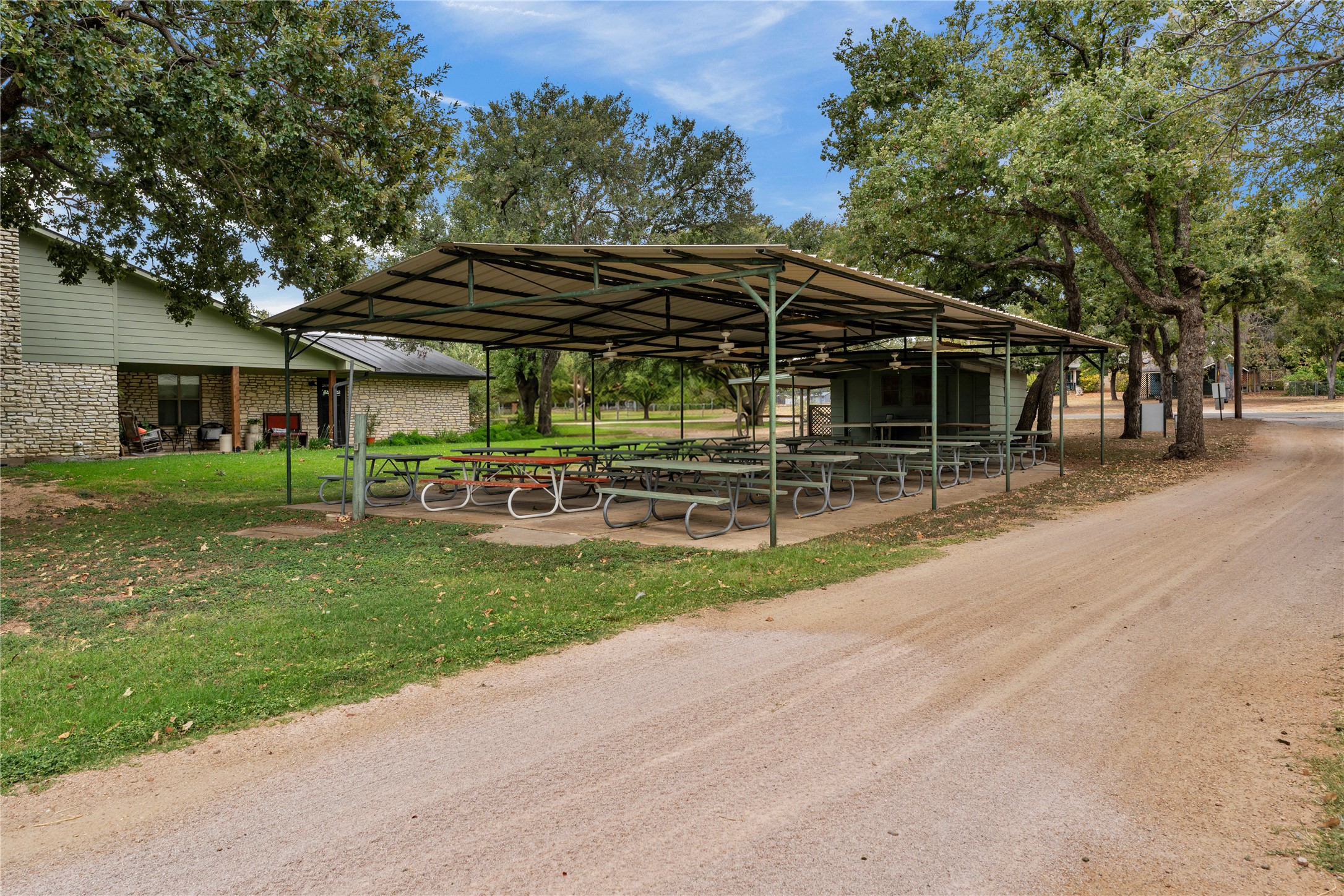 main property photo 29