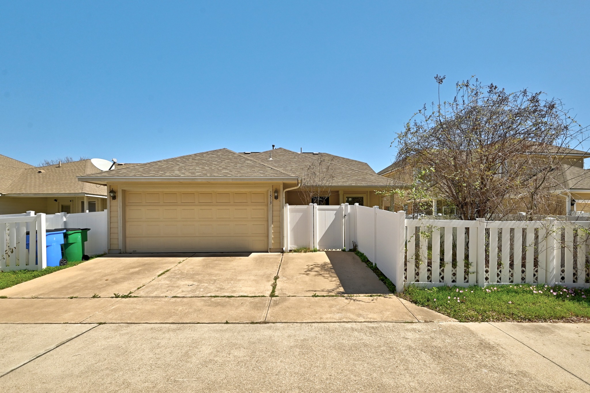 main property photo 36