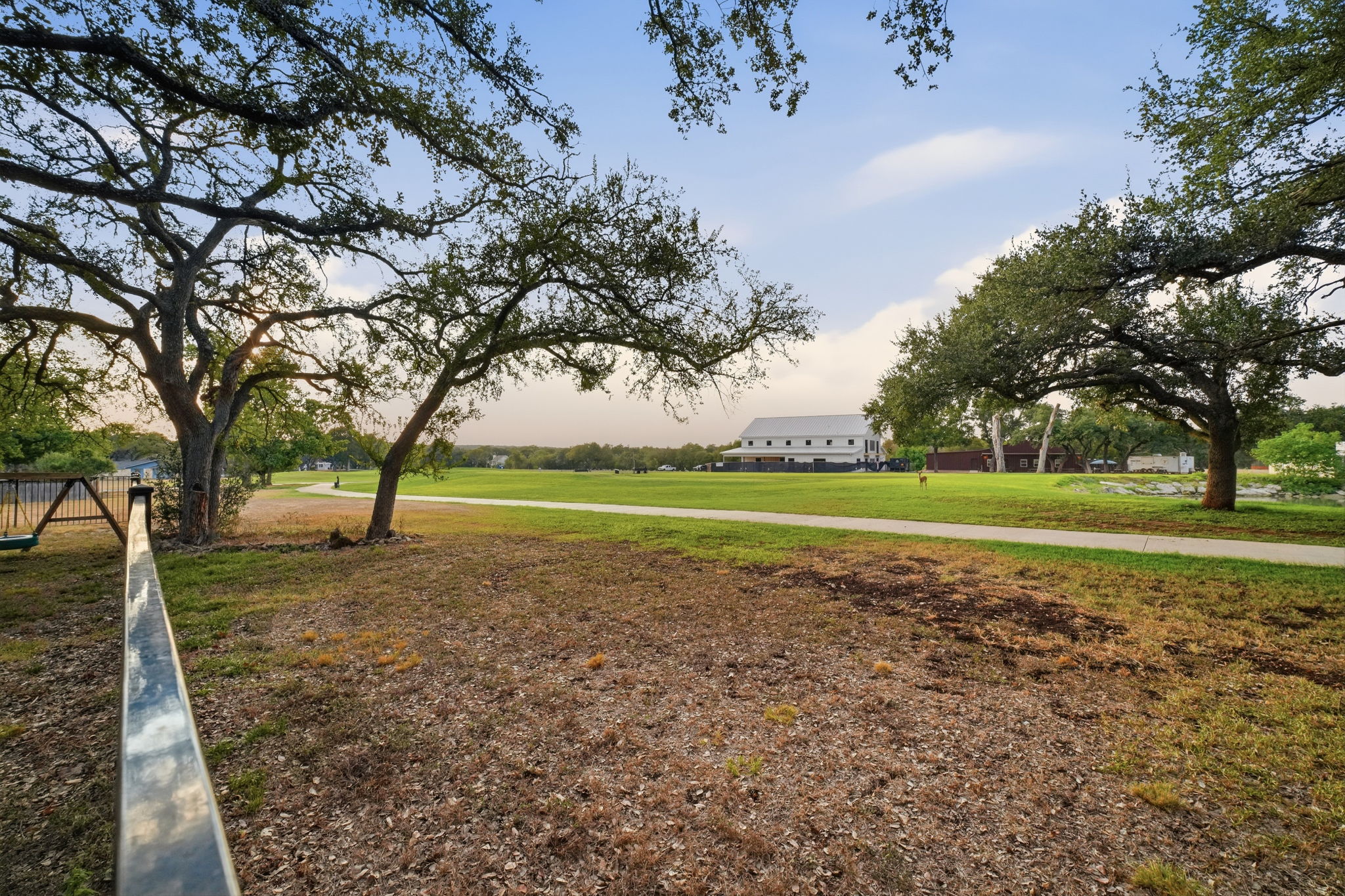 main property photo 39