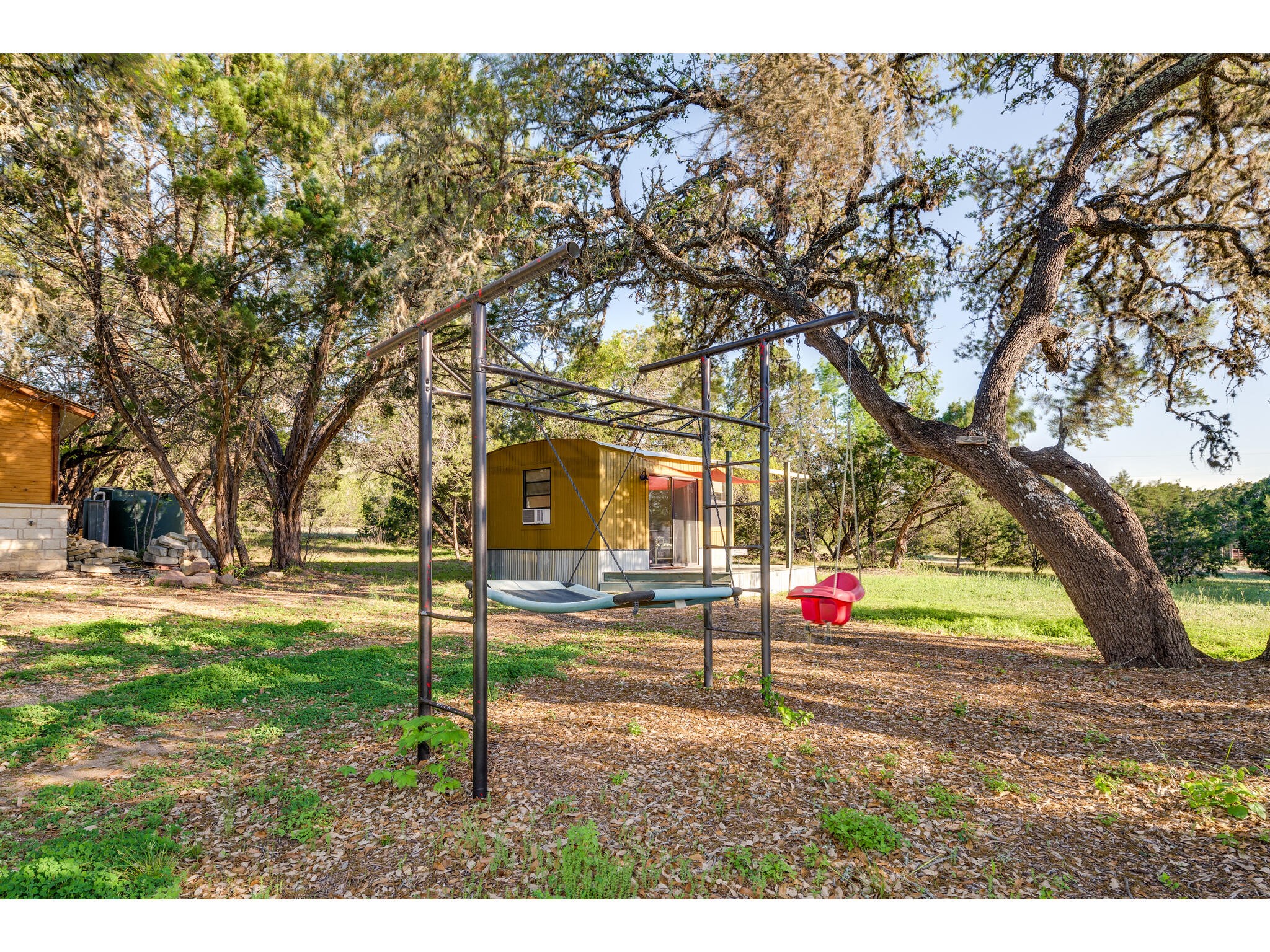 main property photo 37