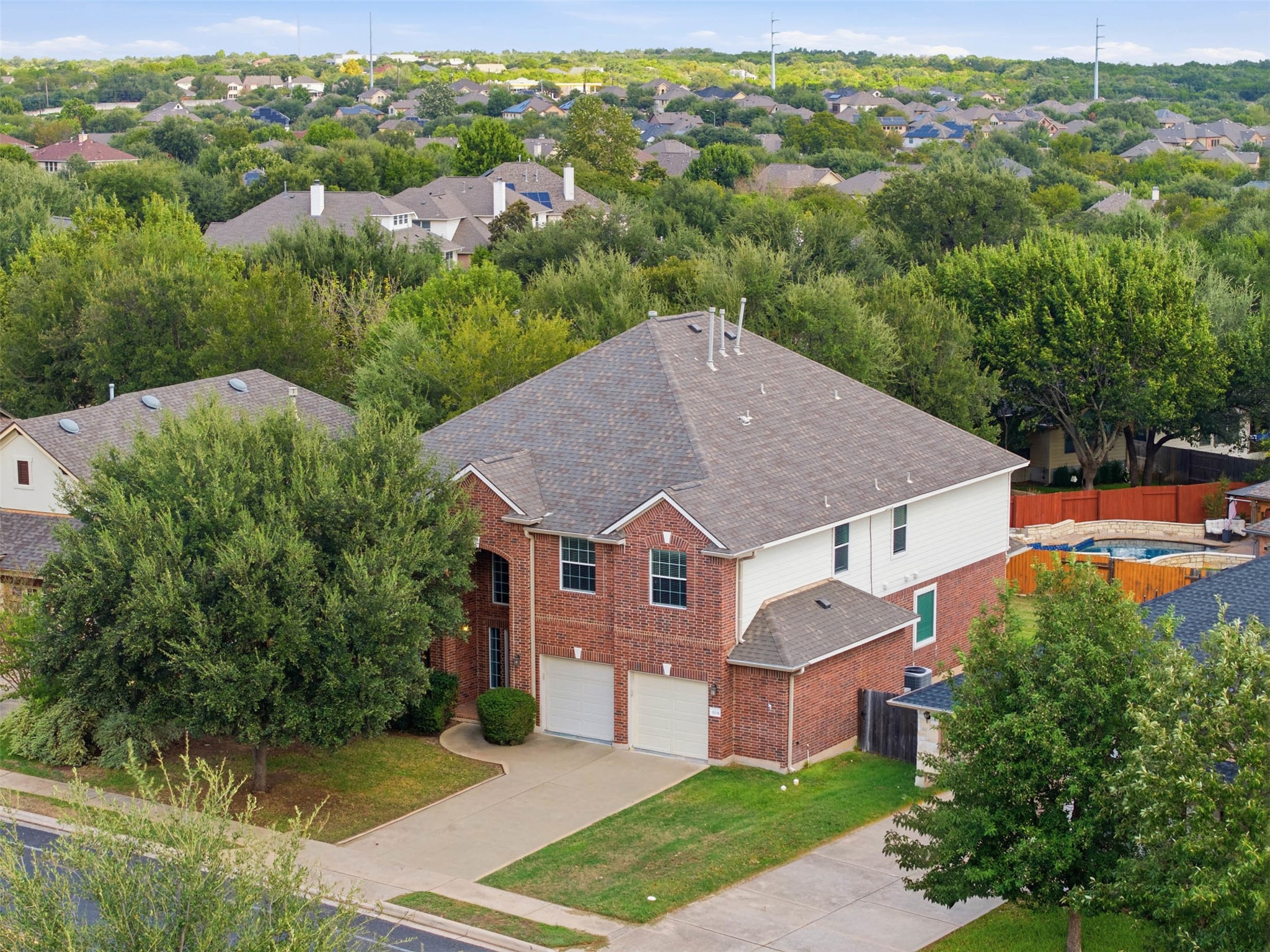 main property photo 27