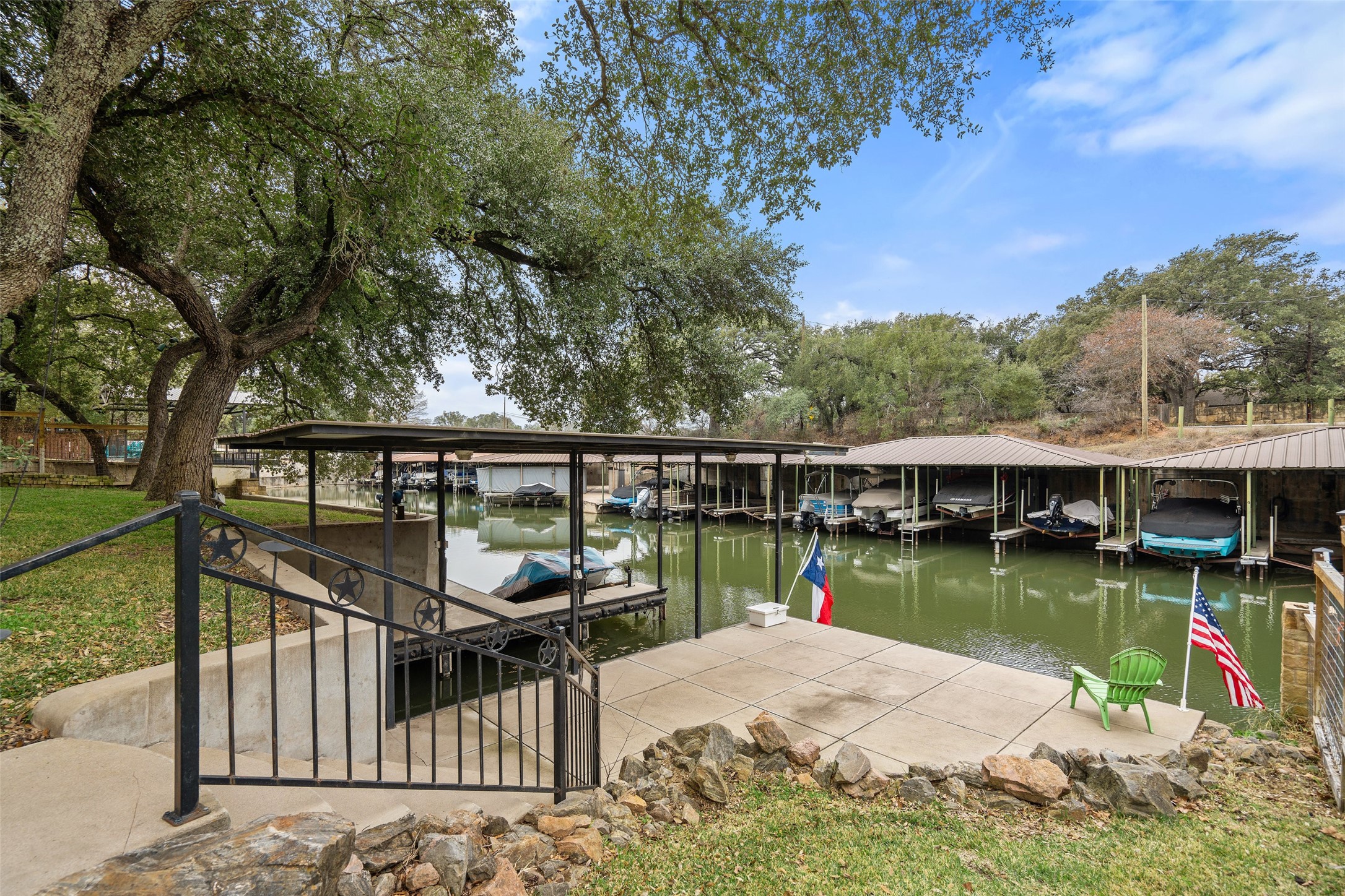main property photo 25