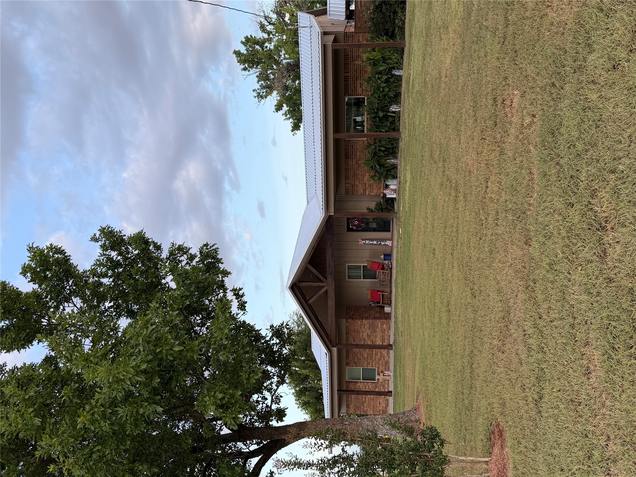 main property photo 20